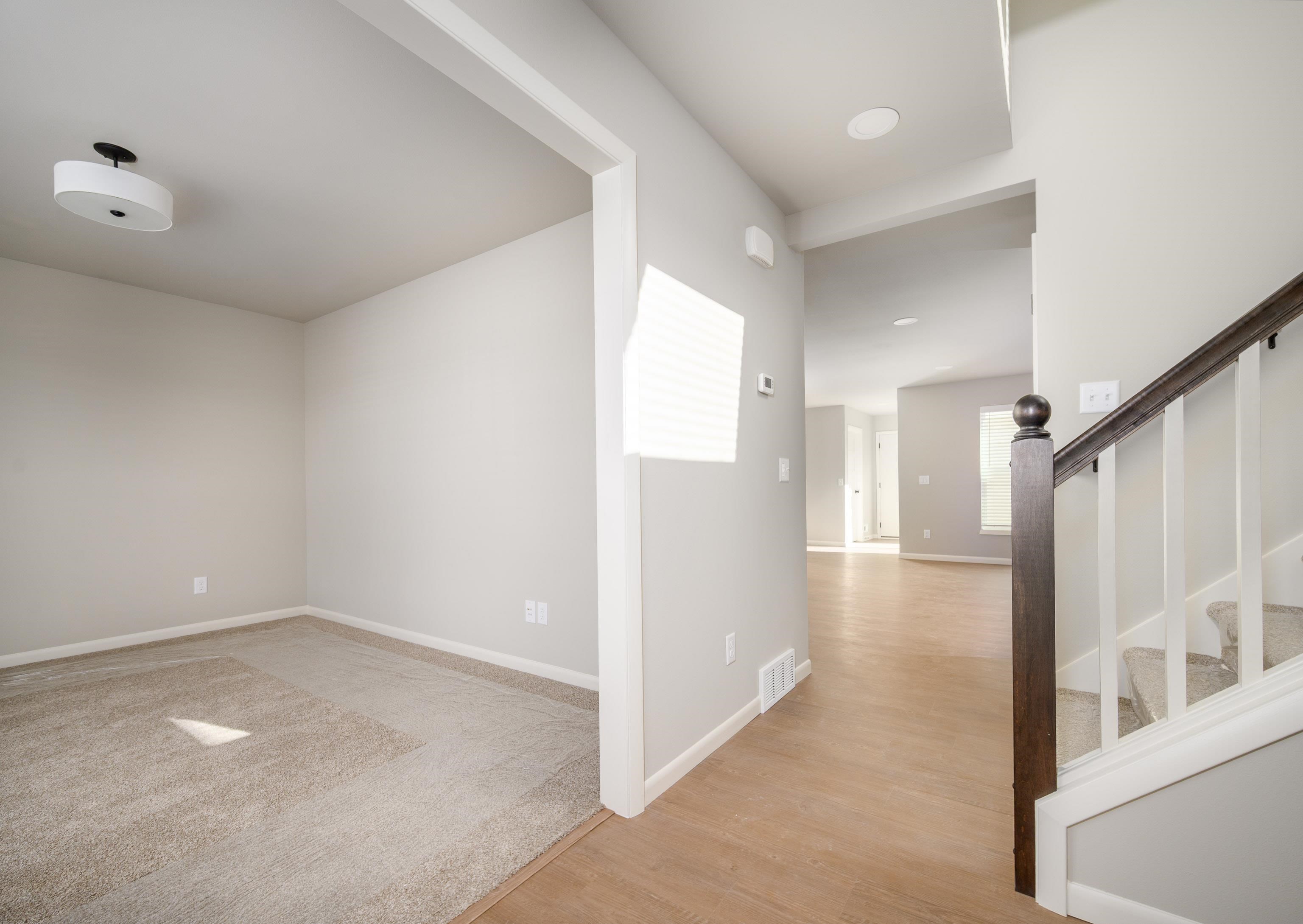 1687 Waverly Way