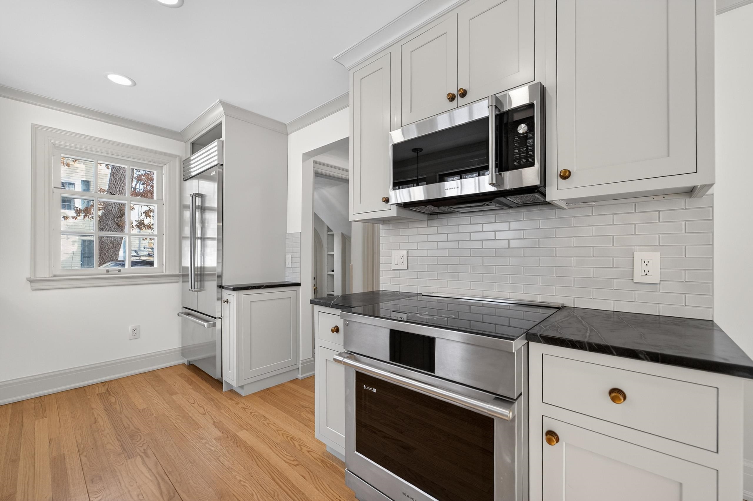 1226 Sweetbriar Road