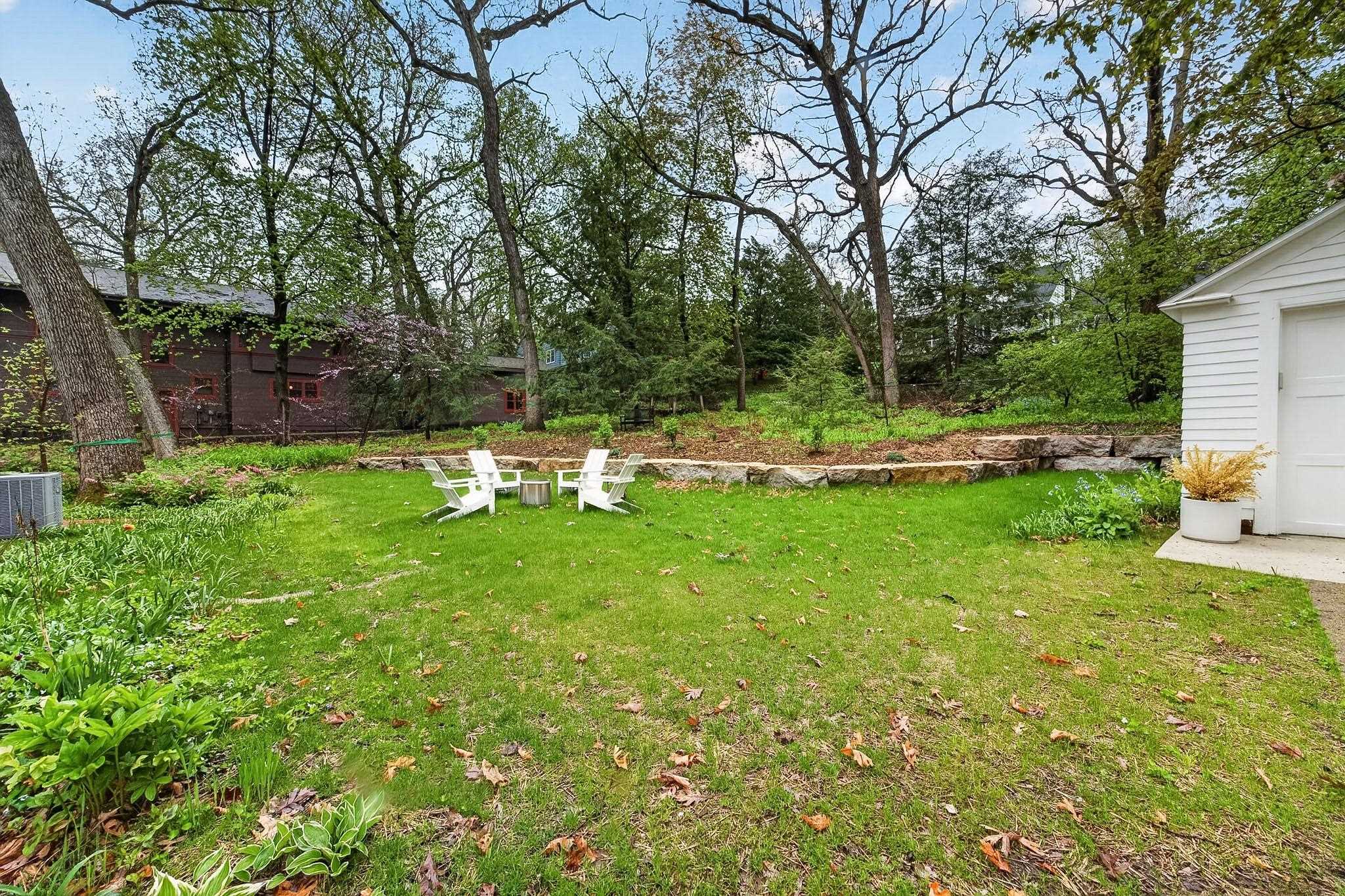 1226 Sweetbriar Road