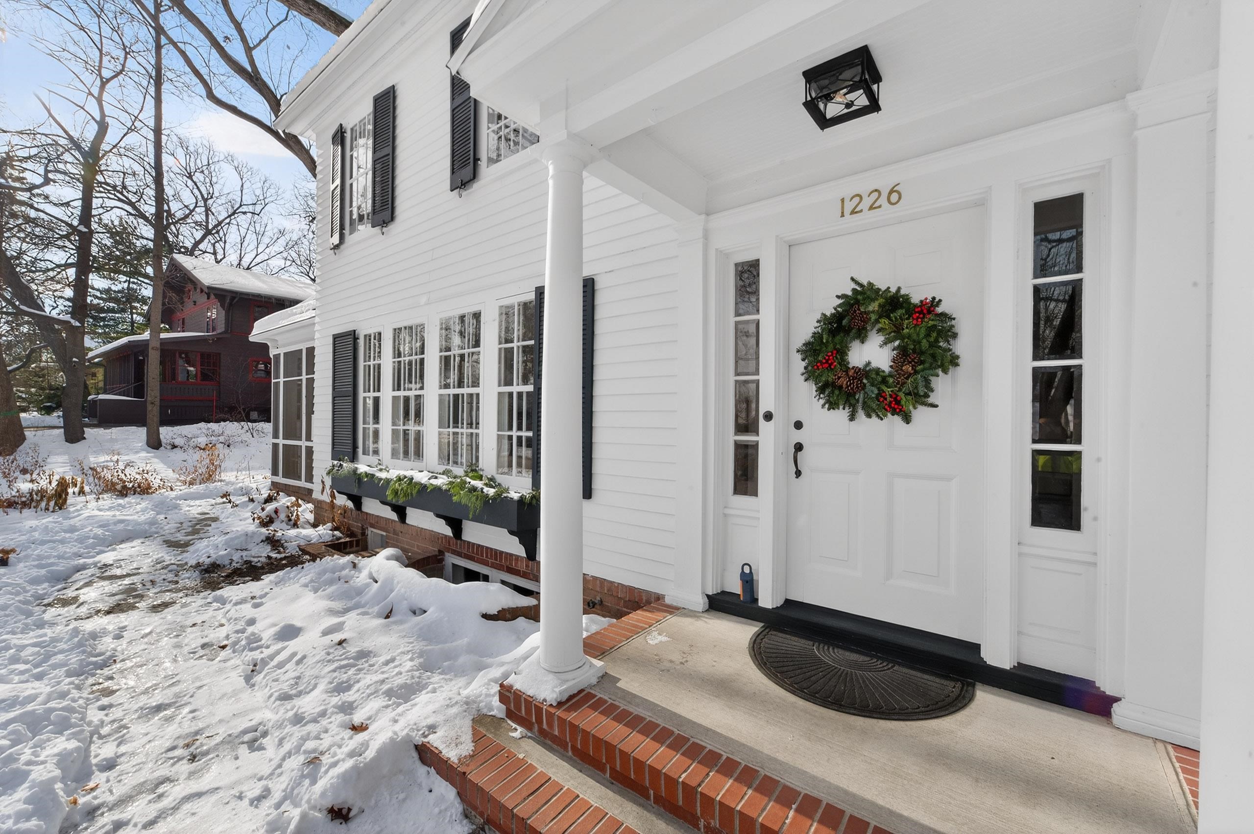 1226 Sweetbriar Road