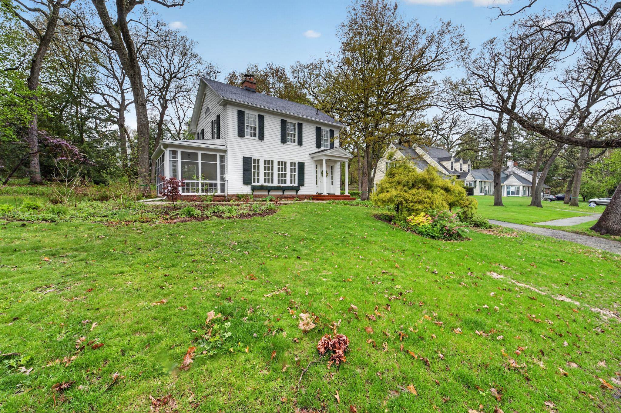 1226 Sweetbriar Road