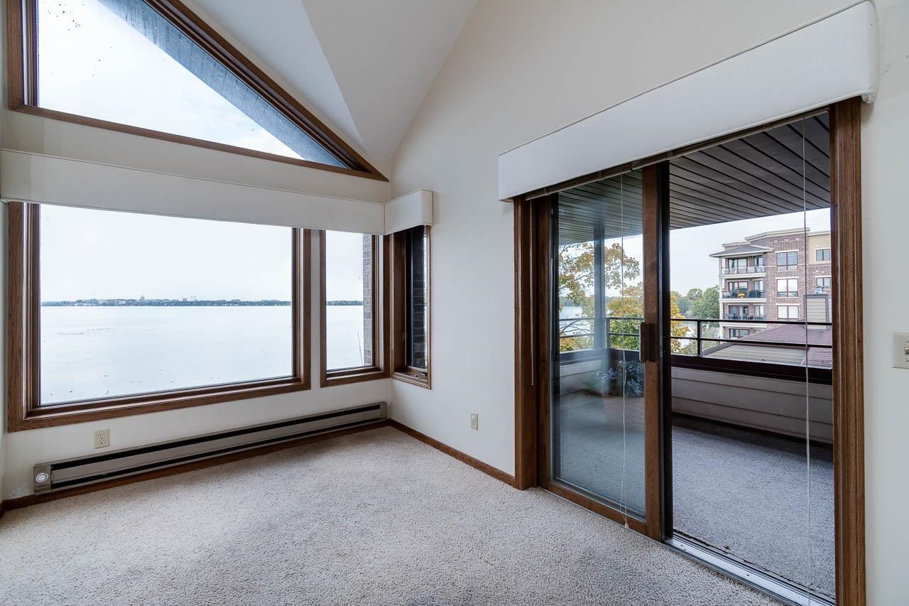 3905 Monona Drive Unit: 10