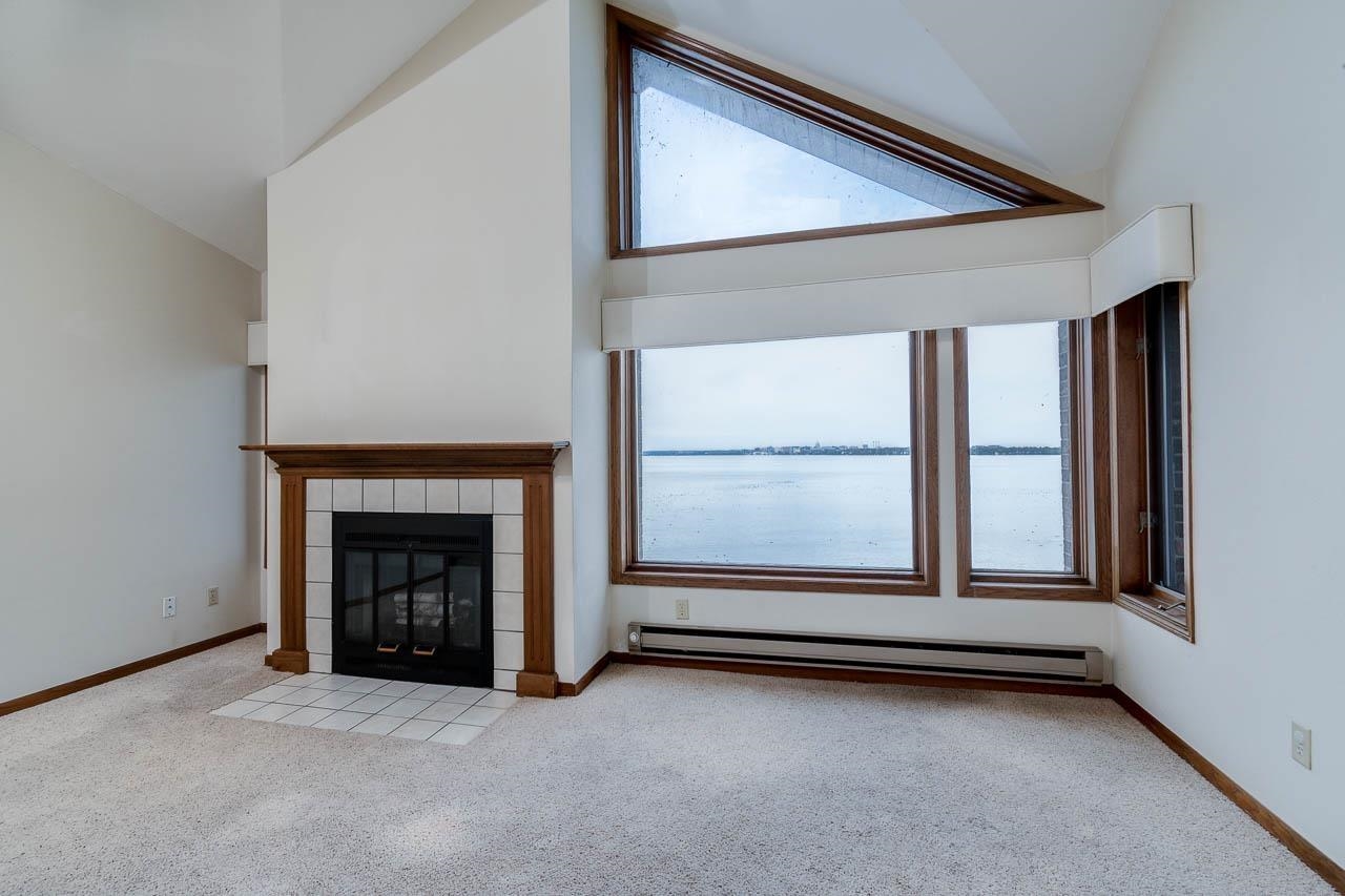 3905 Monona Drive Unit: 10
