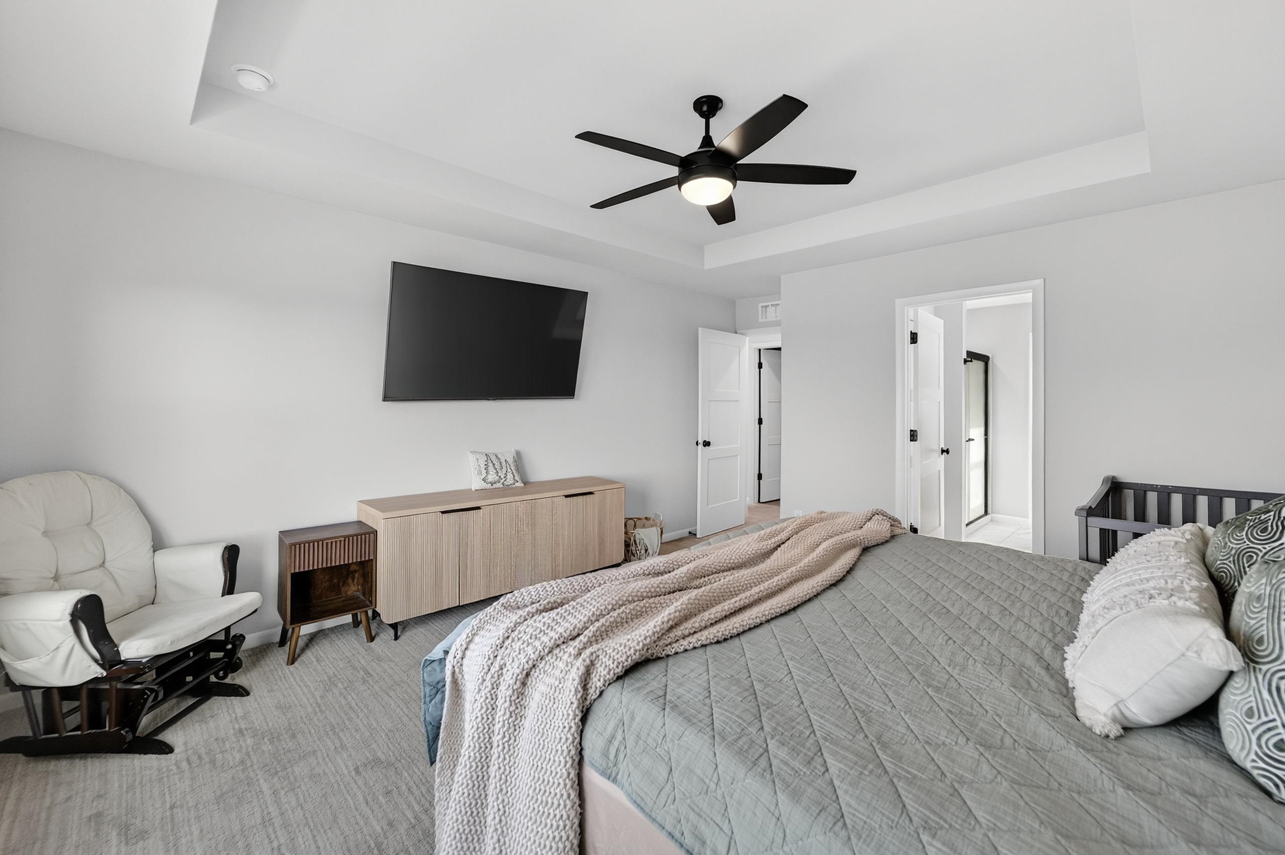 463 Crusader Point