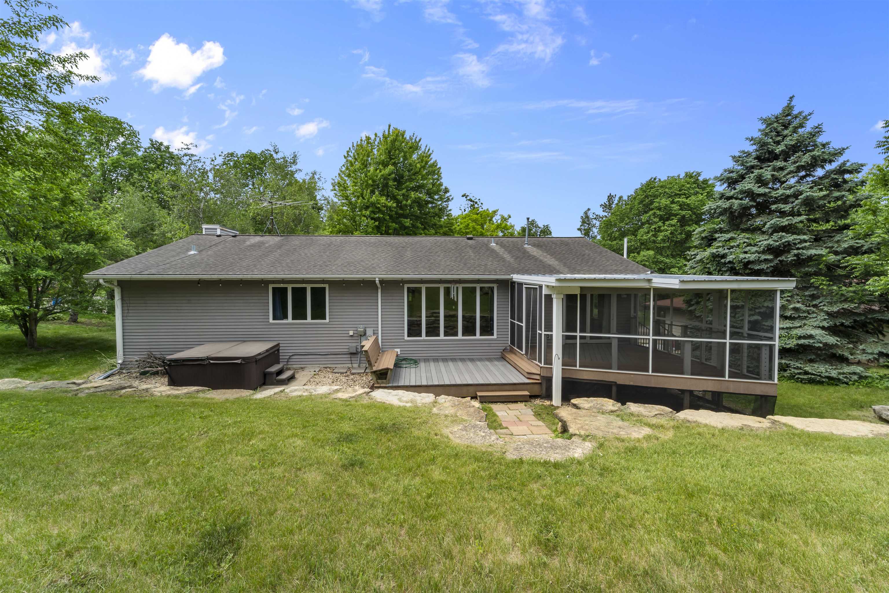 107 Ravine Road