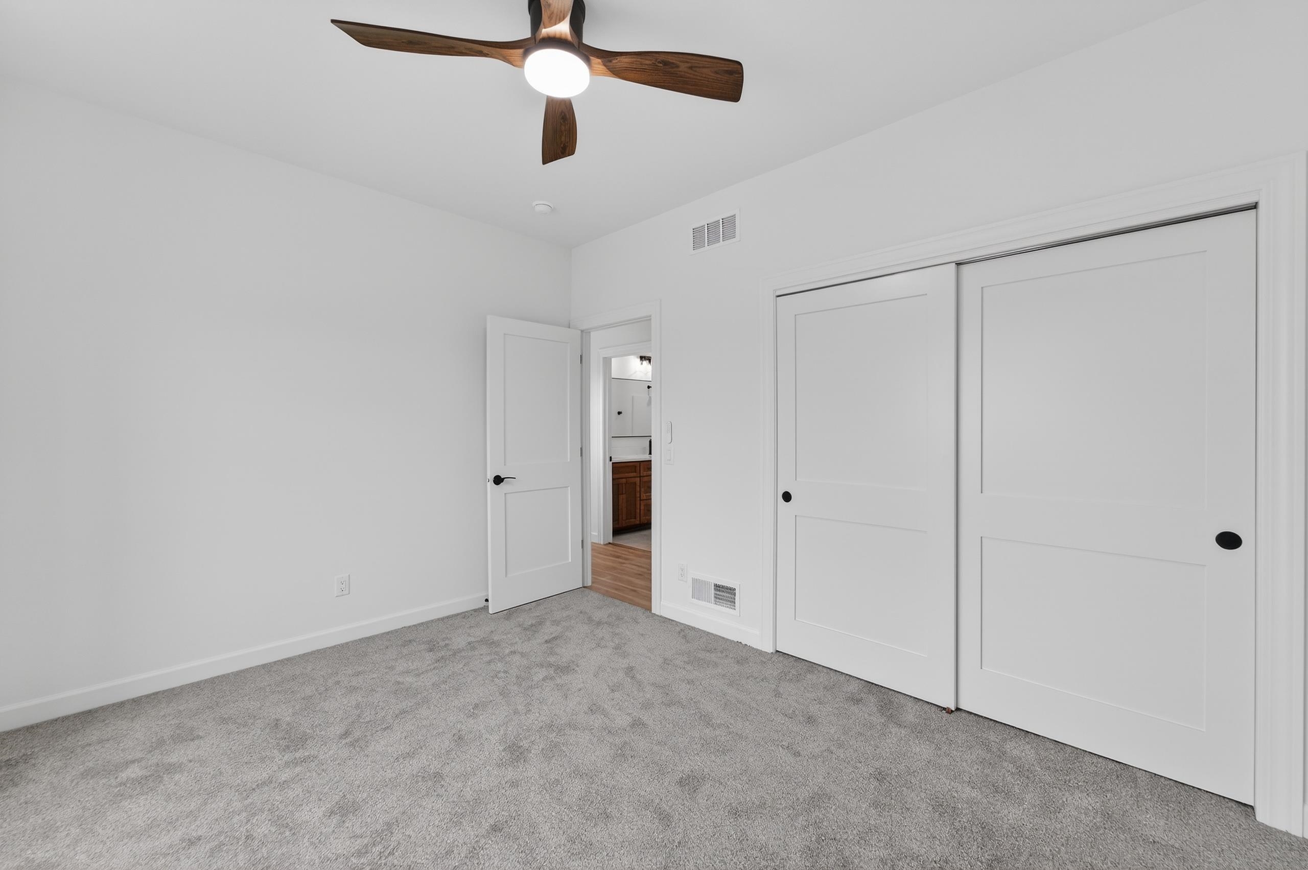 L208 Stonecrop Way