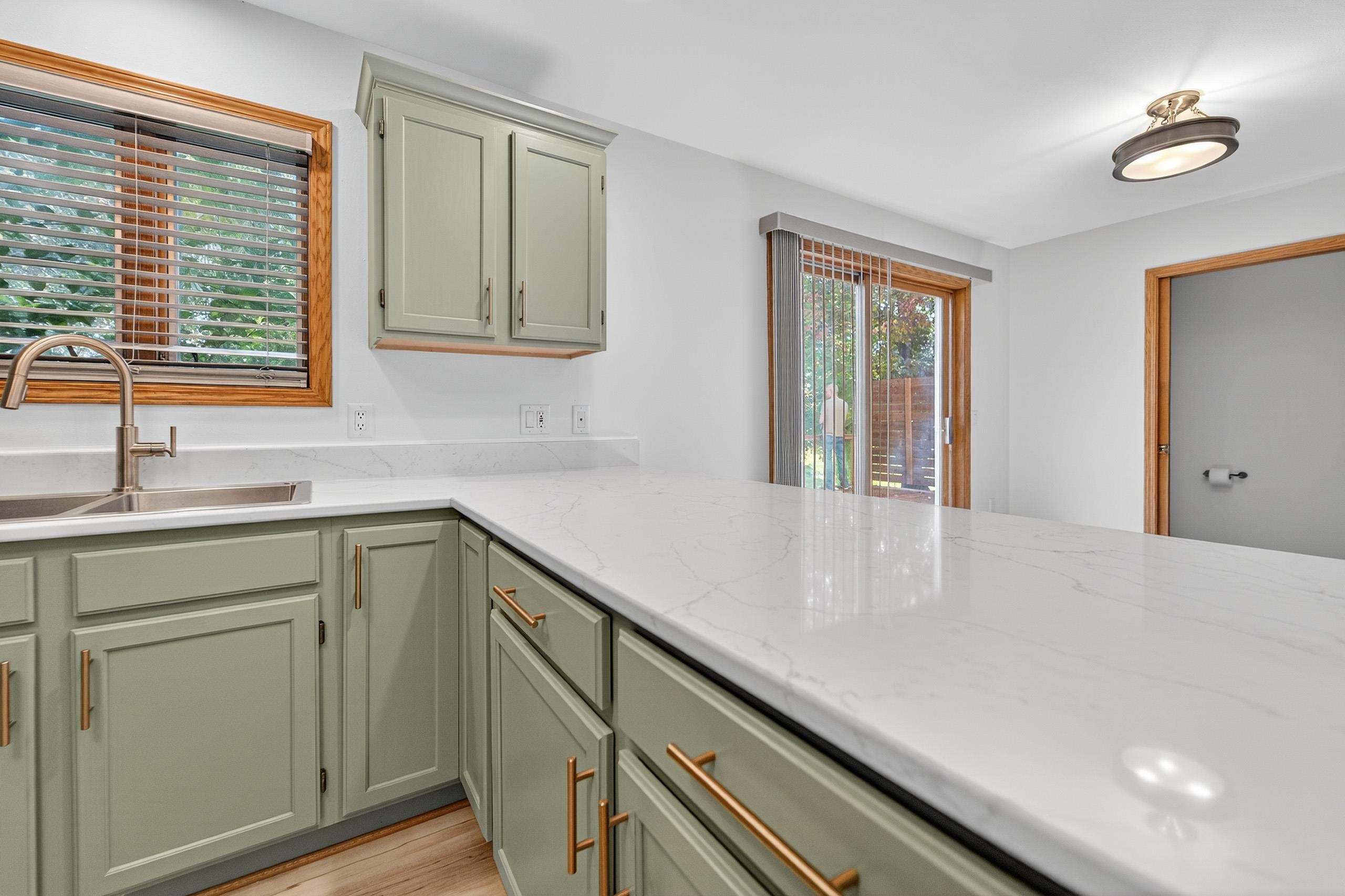 809 Southbound Drive