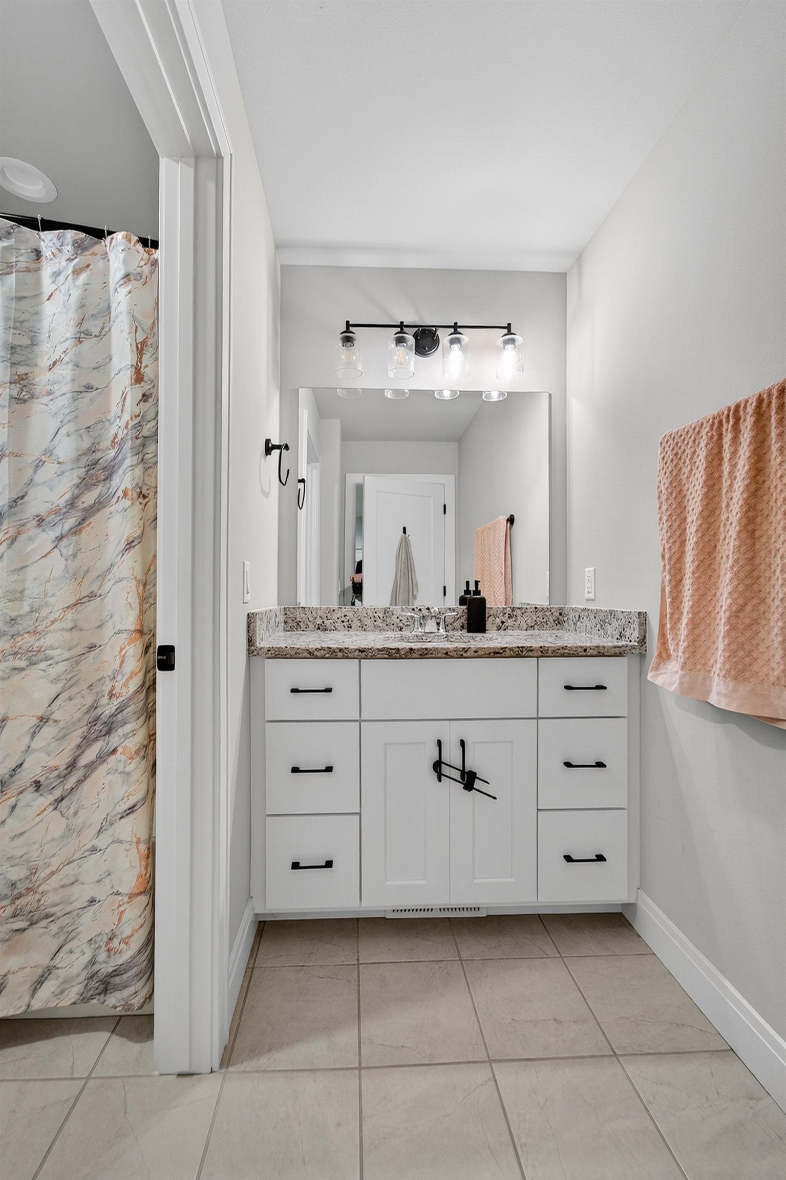 4615 Bellflower Drive