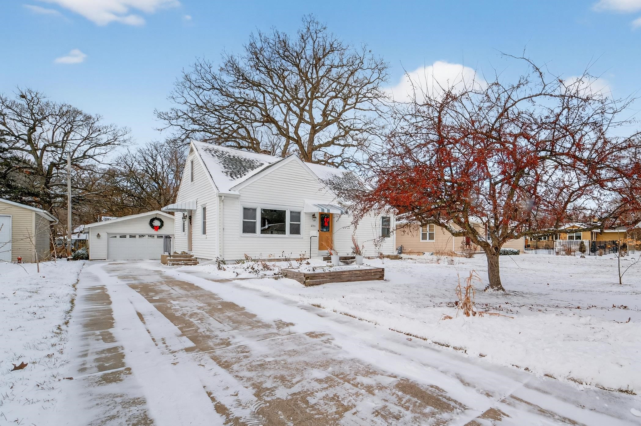 4711 Roigan Terrace