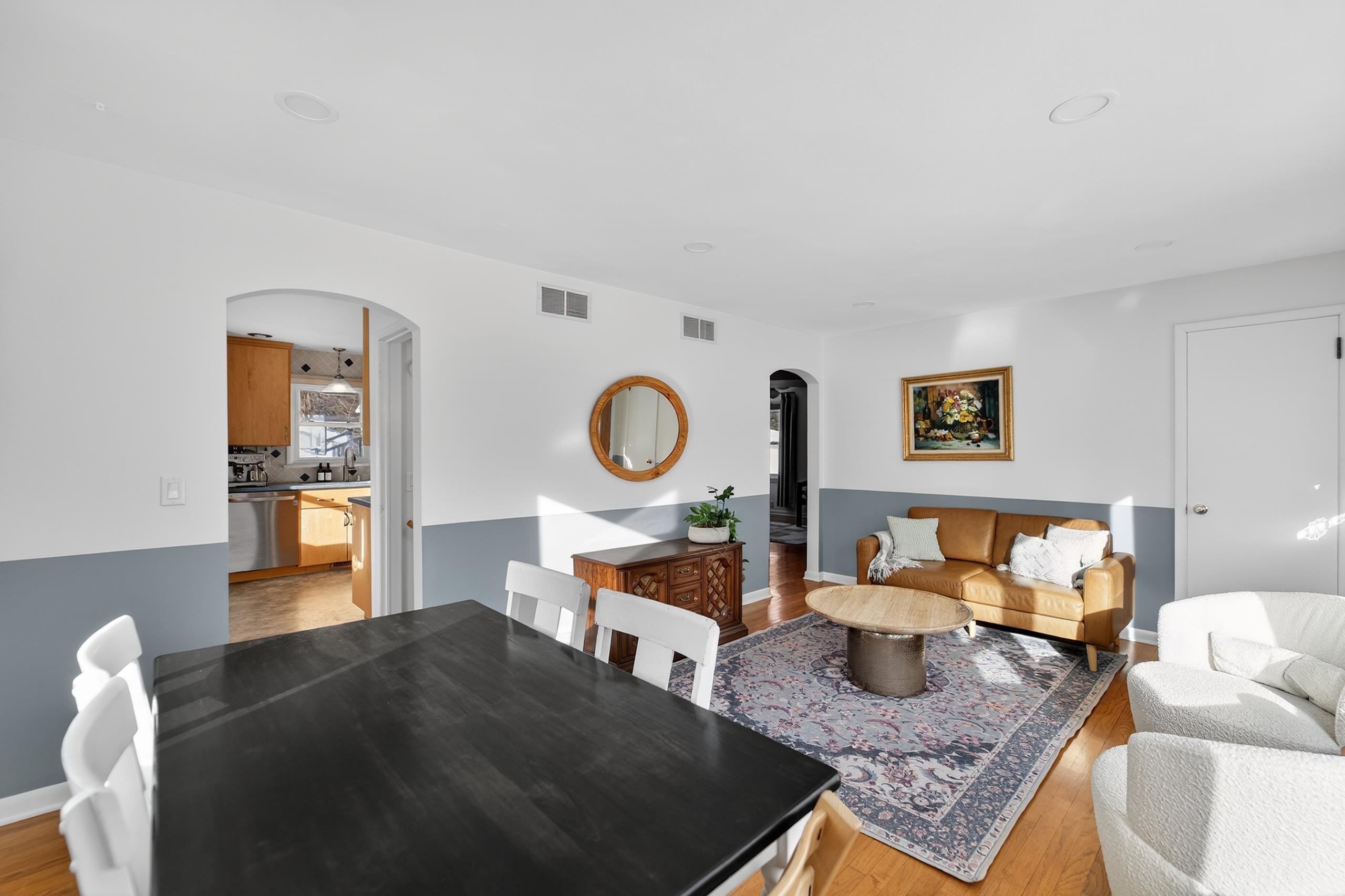 4711 Roigan Terrace