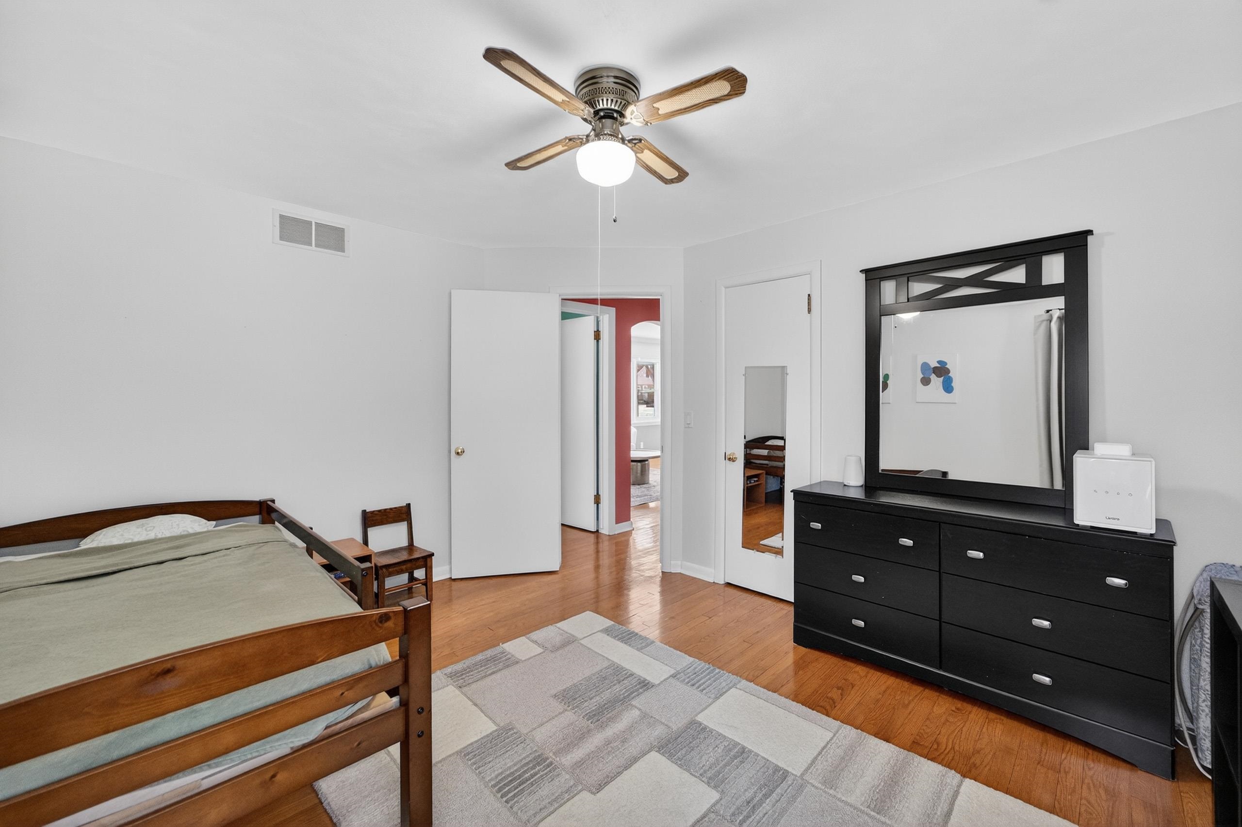 4711 Roigan Terrace