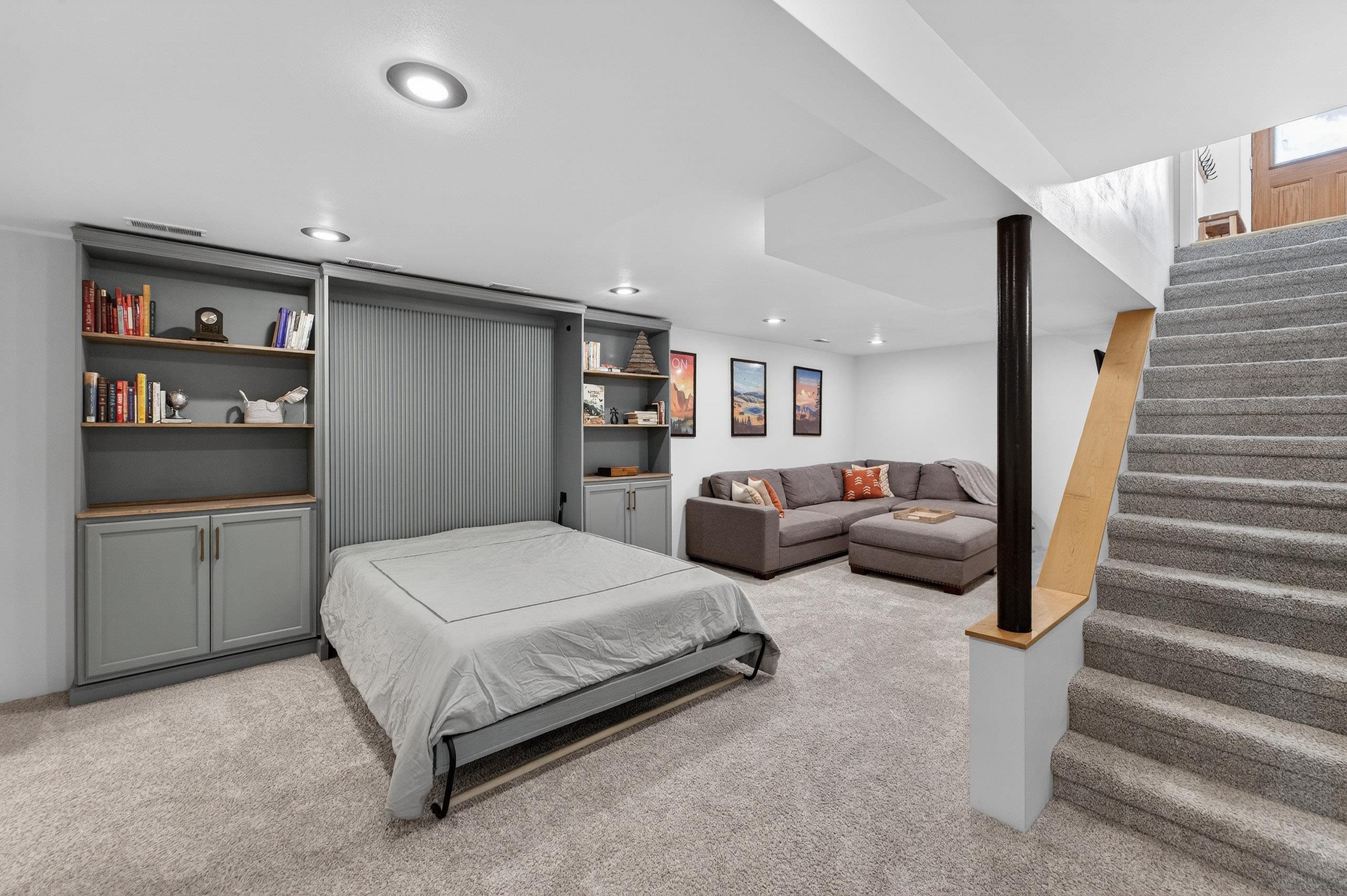 4711 Roigan Terrace