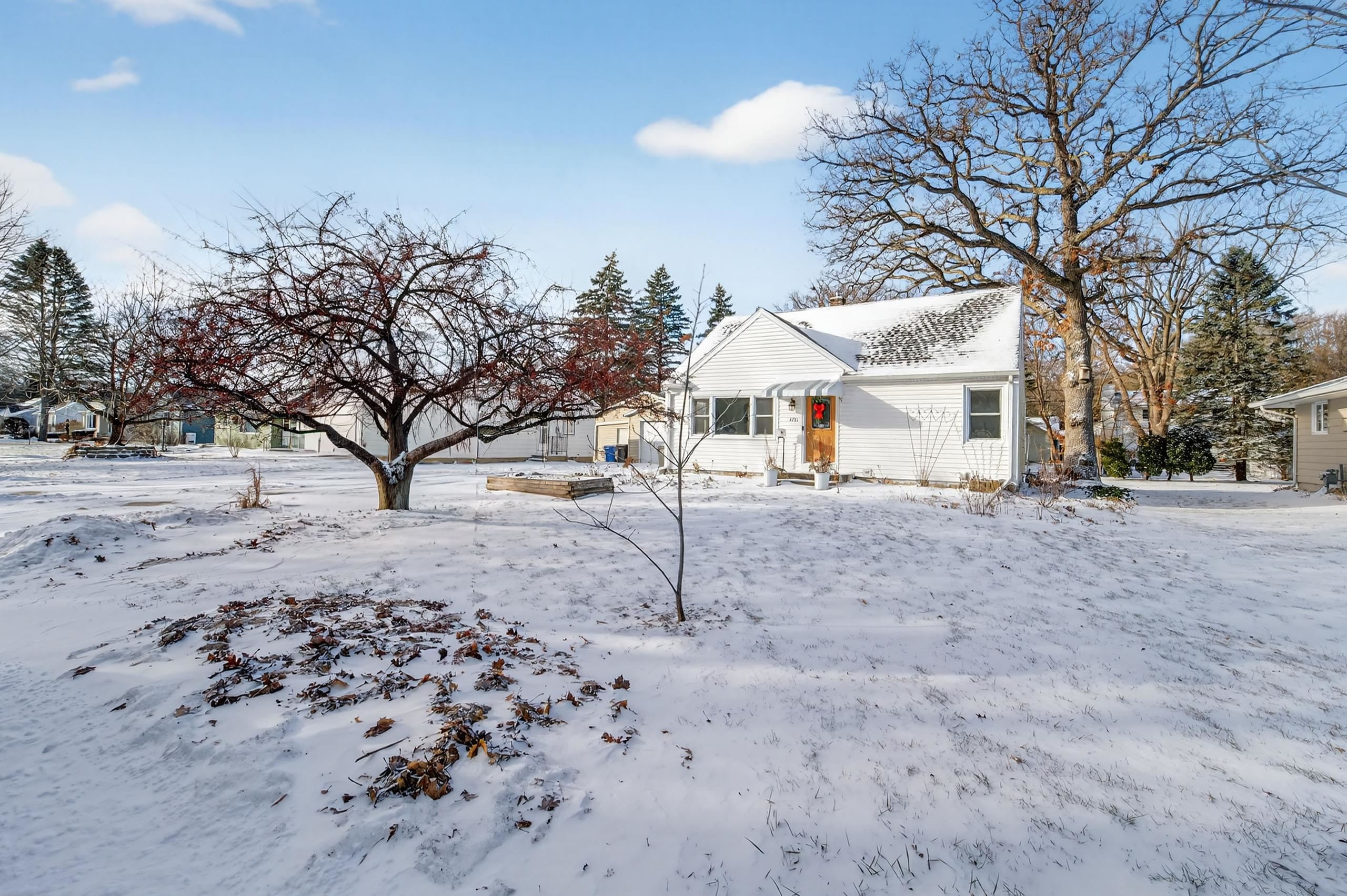 4711 Roigan Terrace