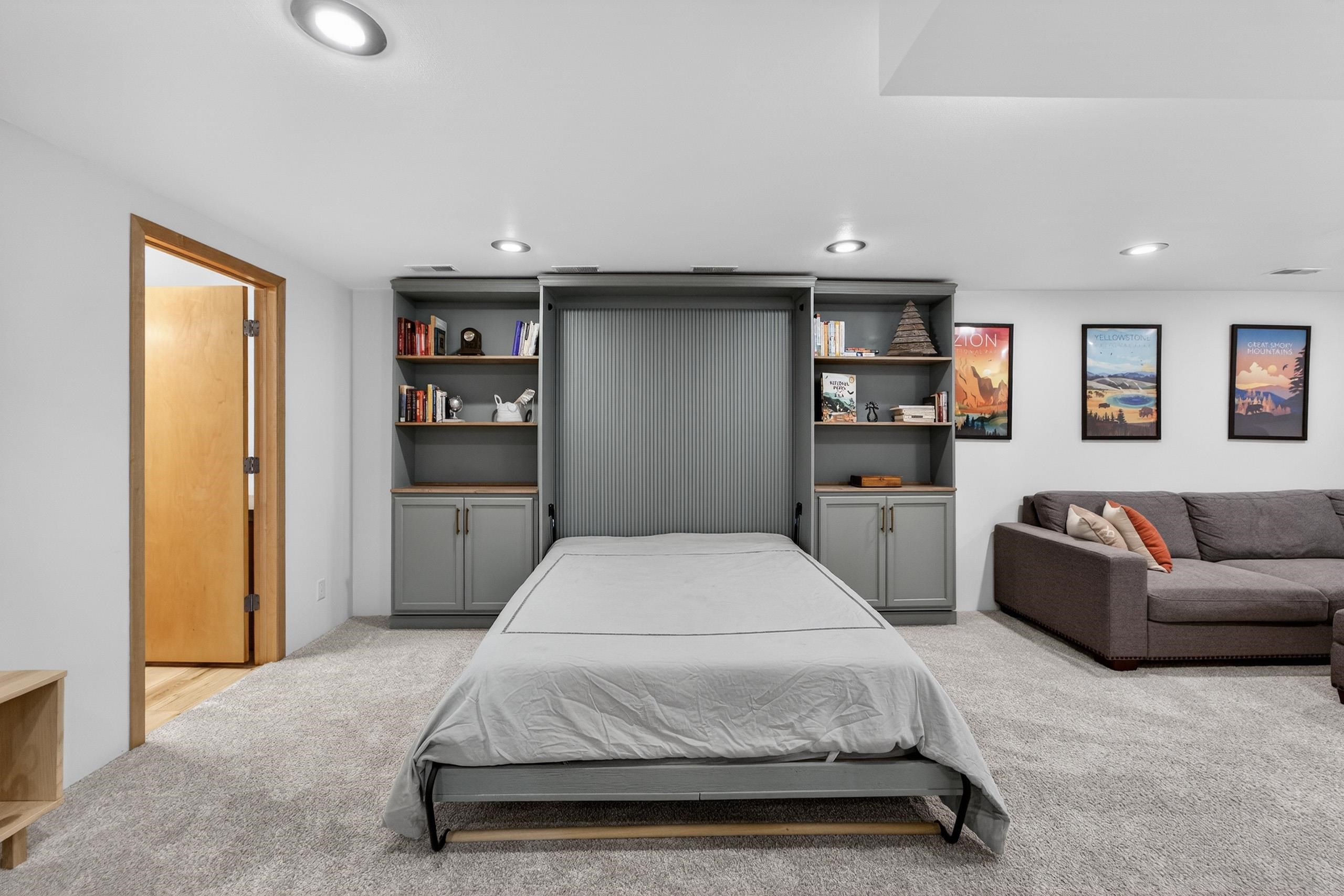 4711 Roigan Terrace