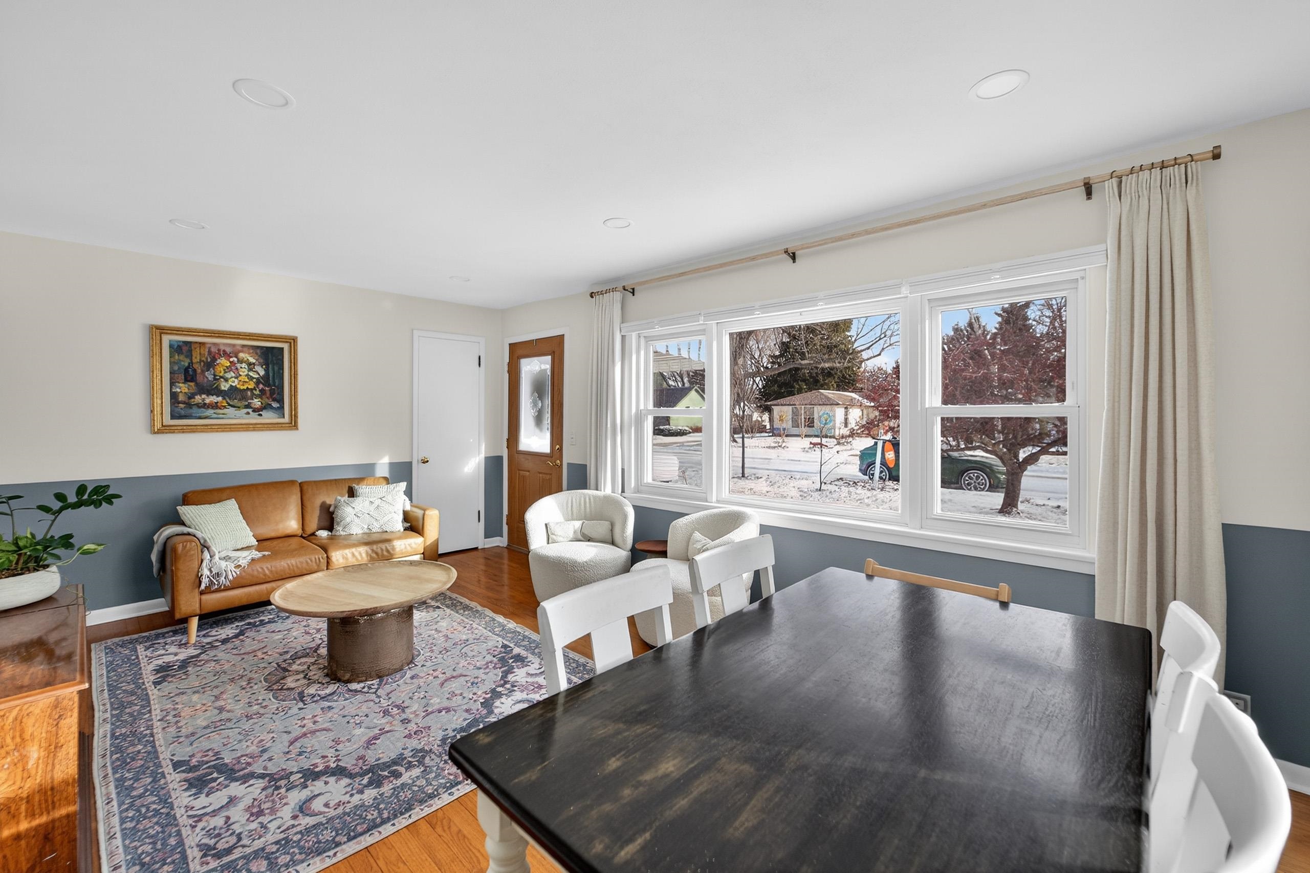4711 Roigan Terrace