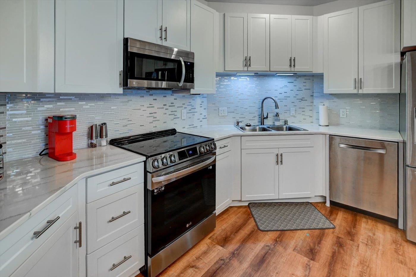3027 Providence Street Unit: 4