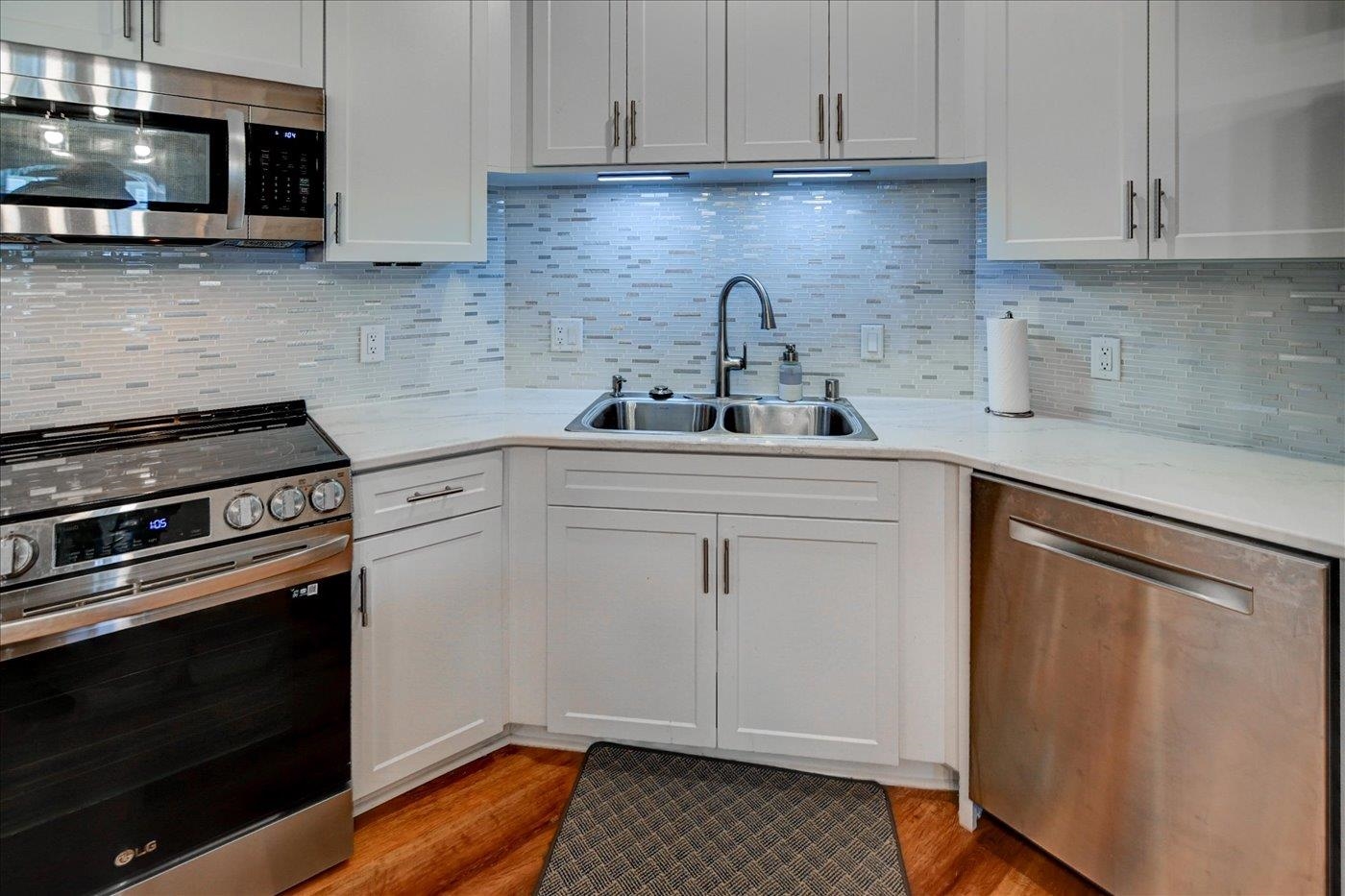 3027 Providence Street Unit: 4