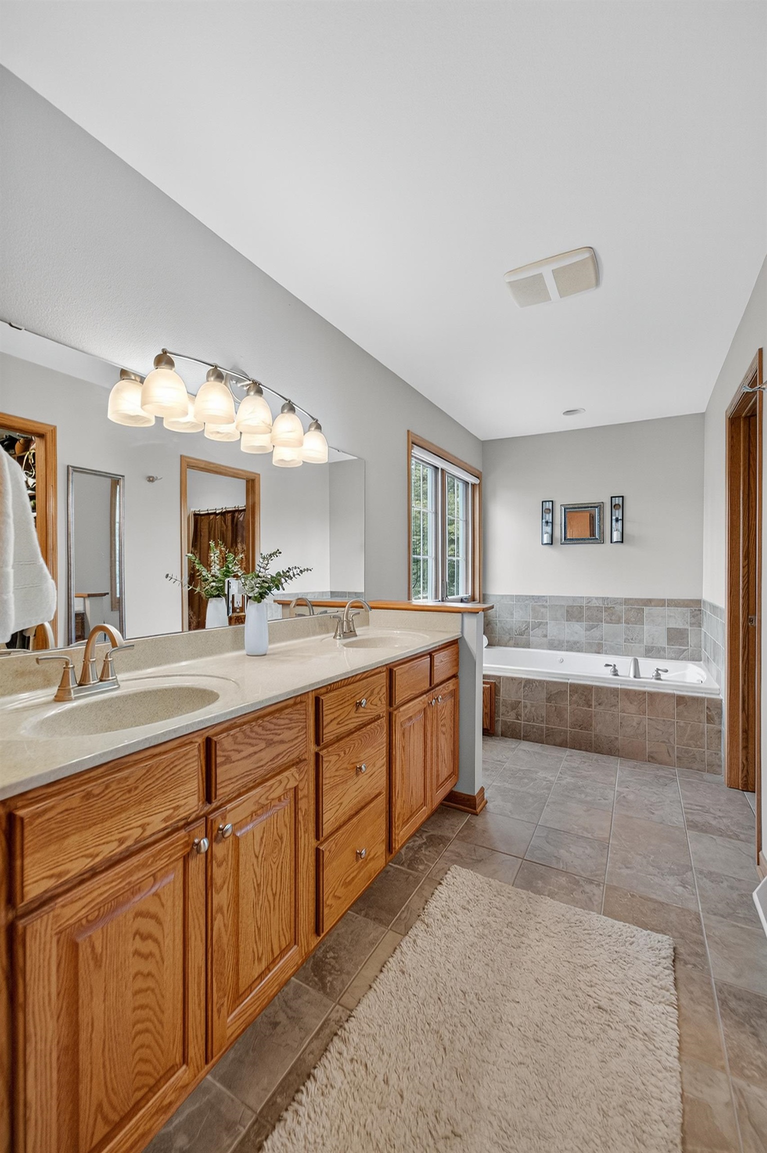 1 Fawn Ridge Circle