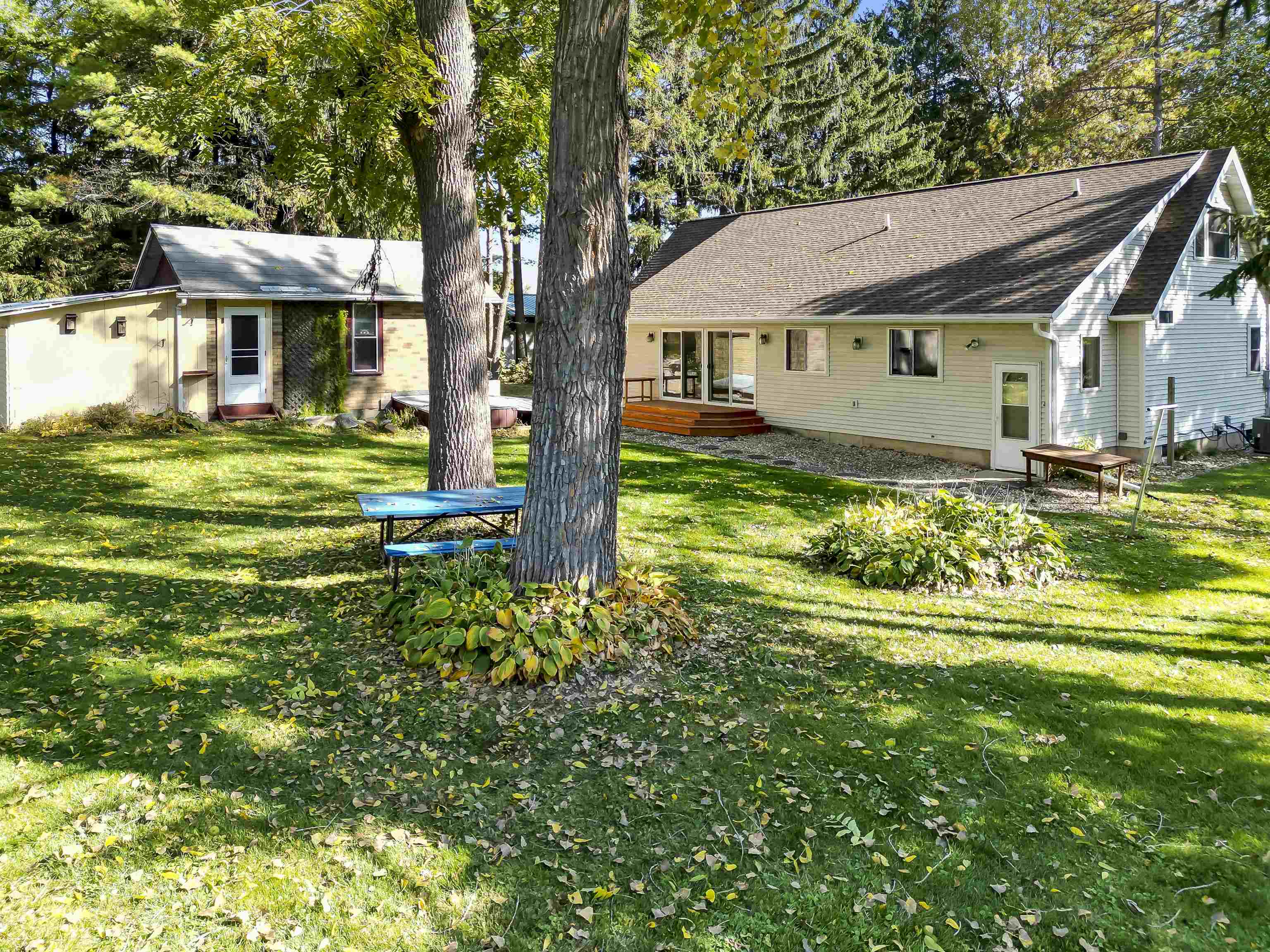 4909 Felland Road