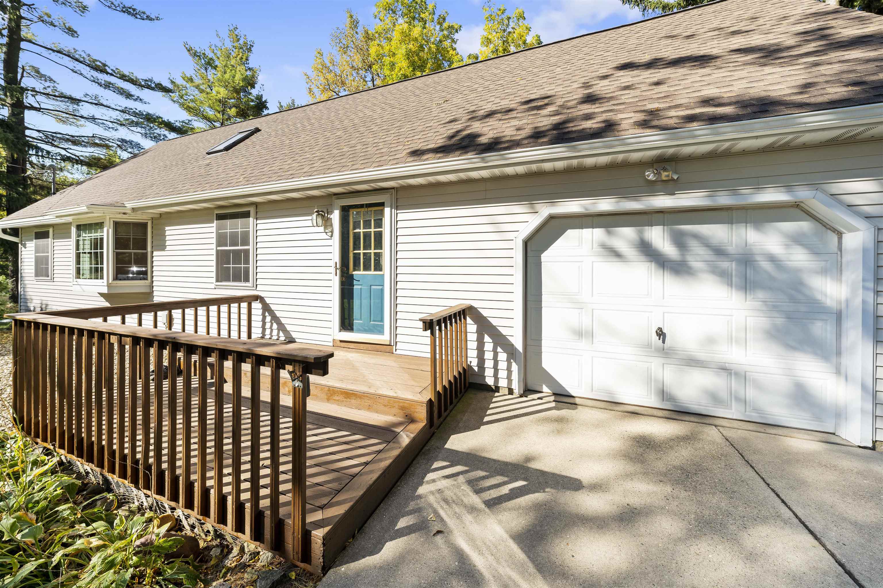 4909 Felland Road