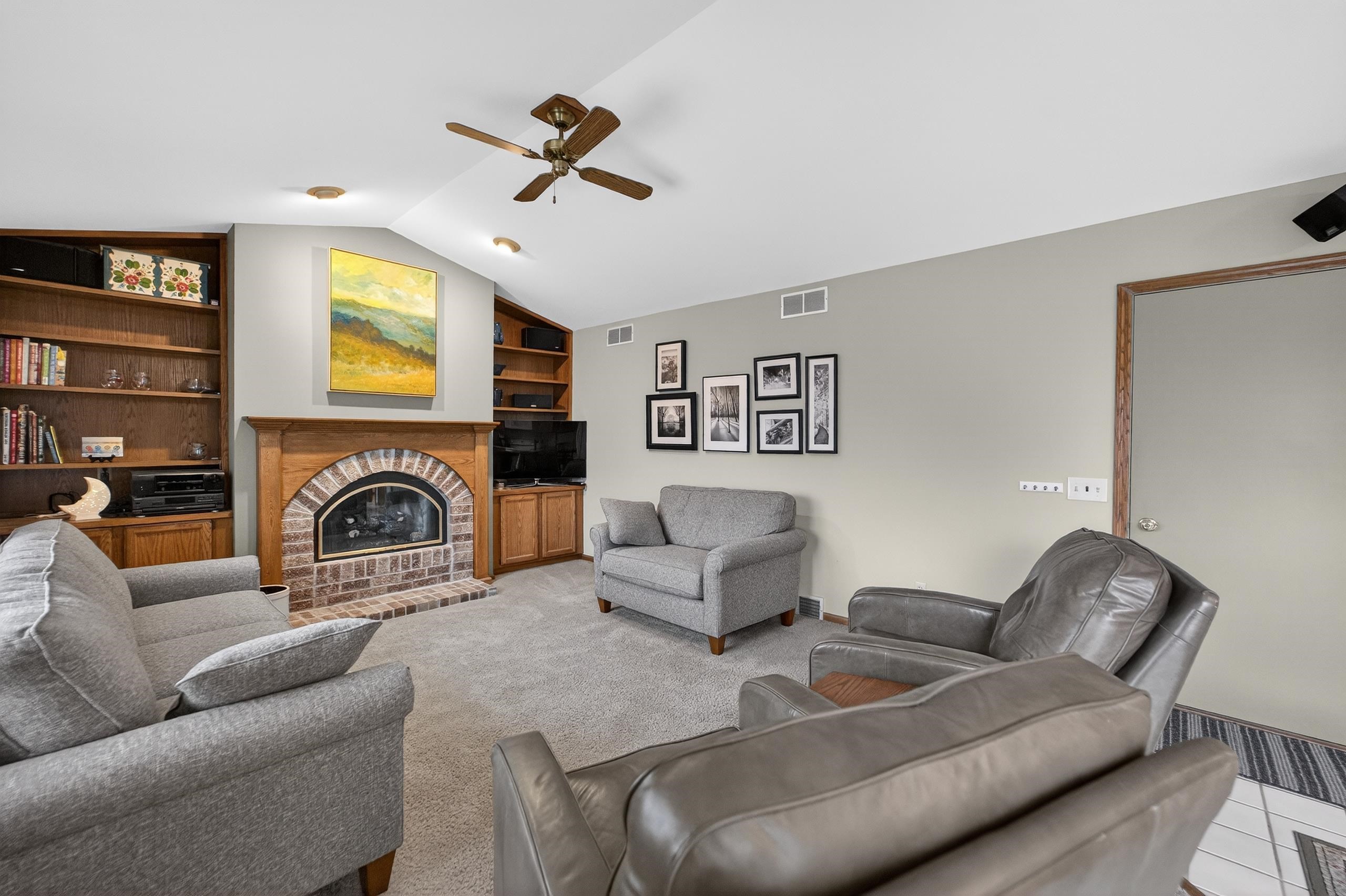 2925 Maple Run Drive