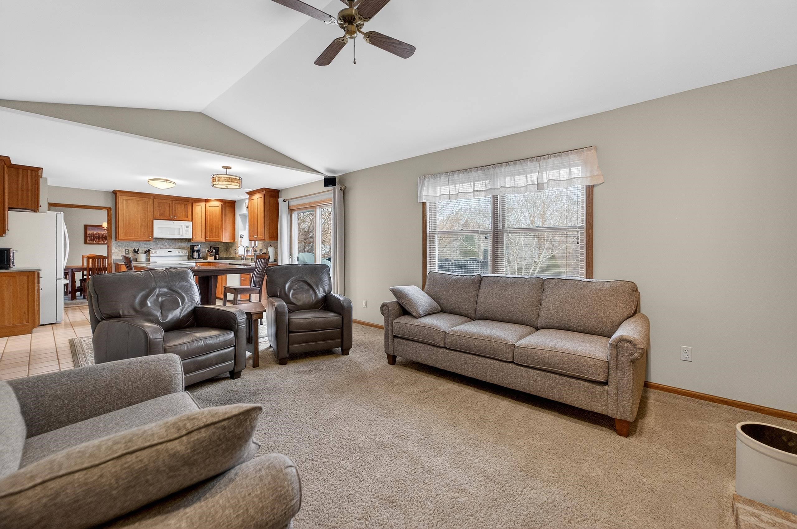 2925 Maple Run Drive