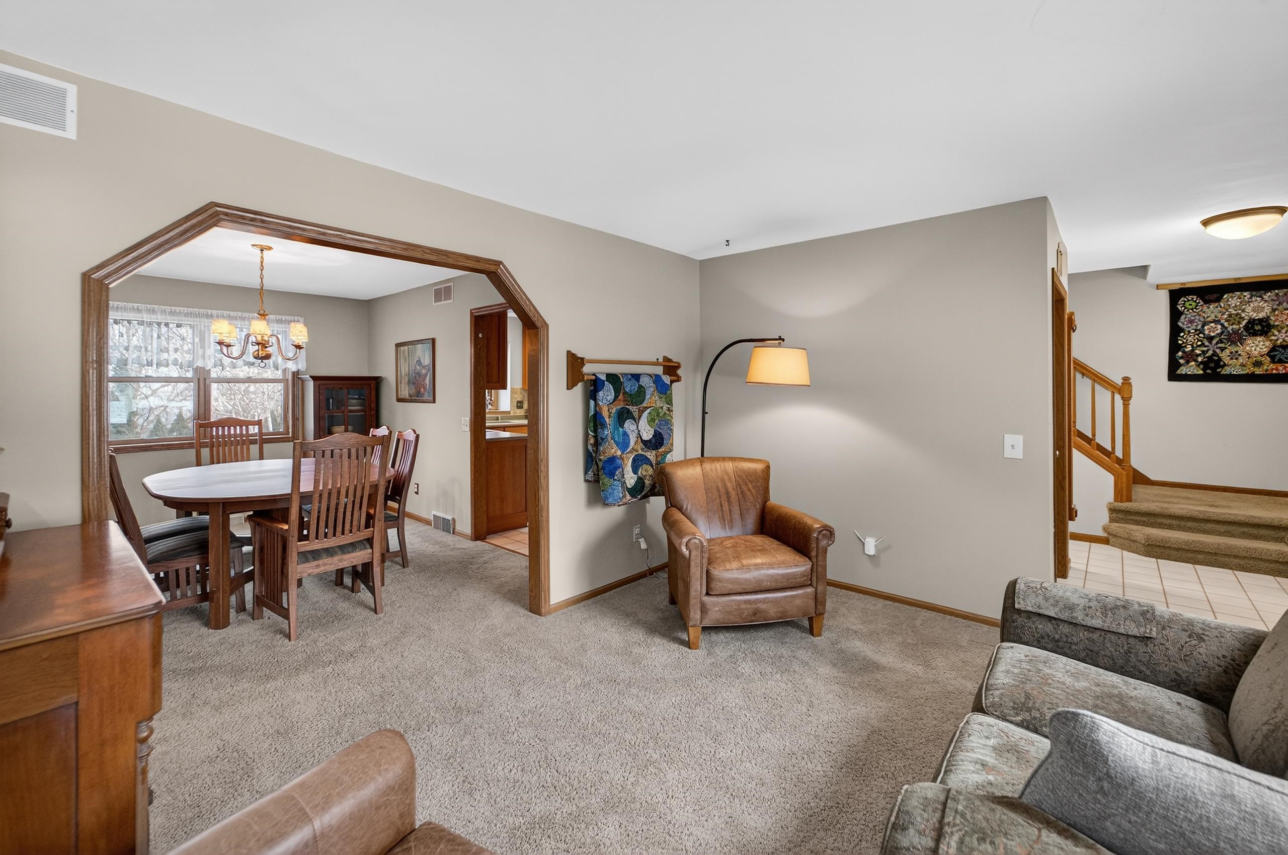 2925 Maple Run Drive