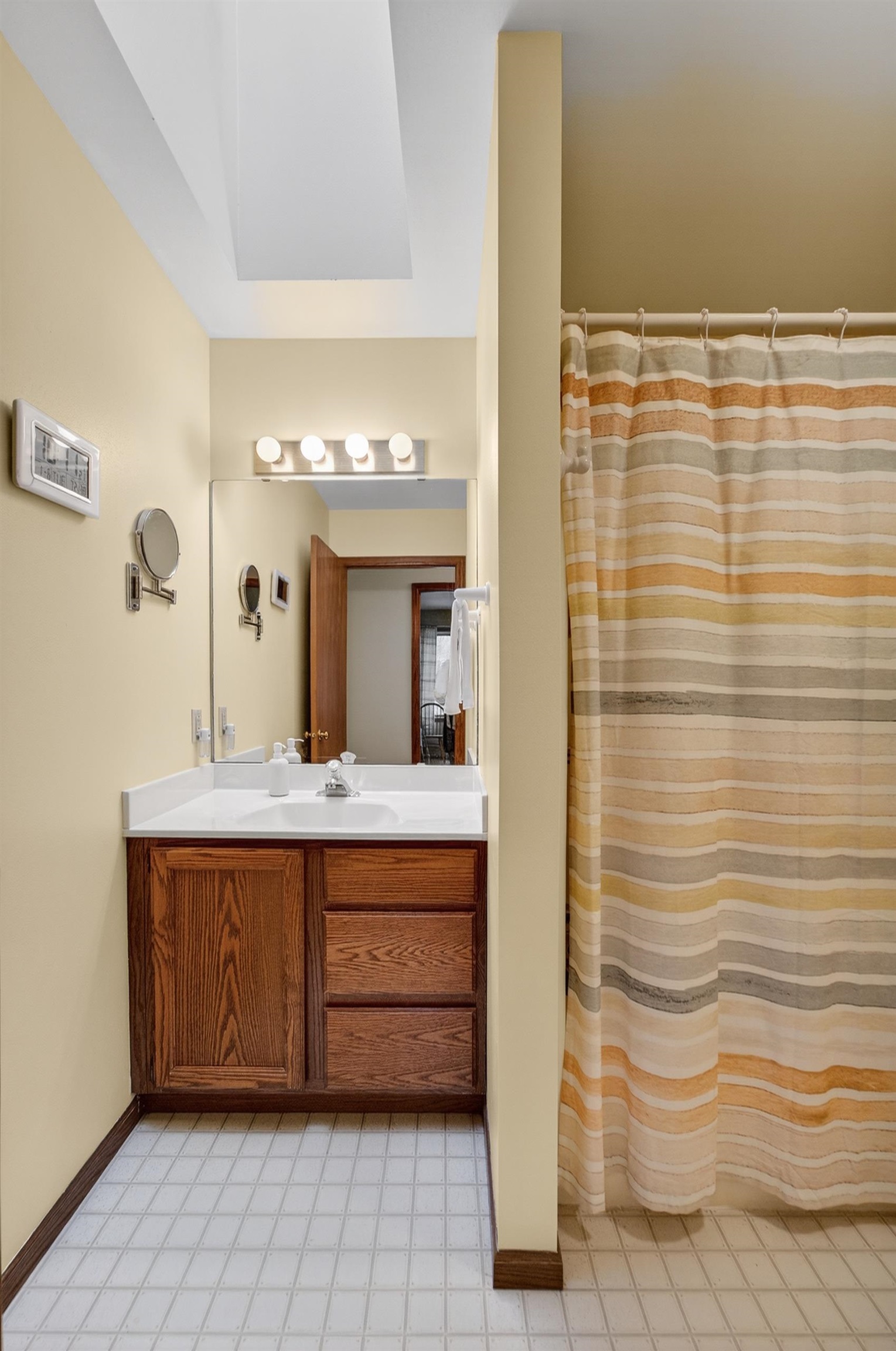 2925 Maple Run Drive