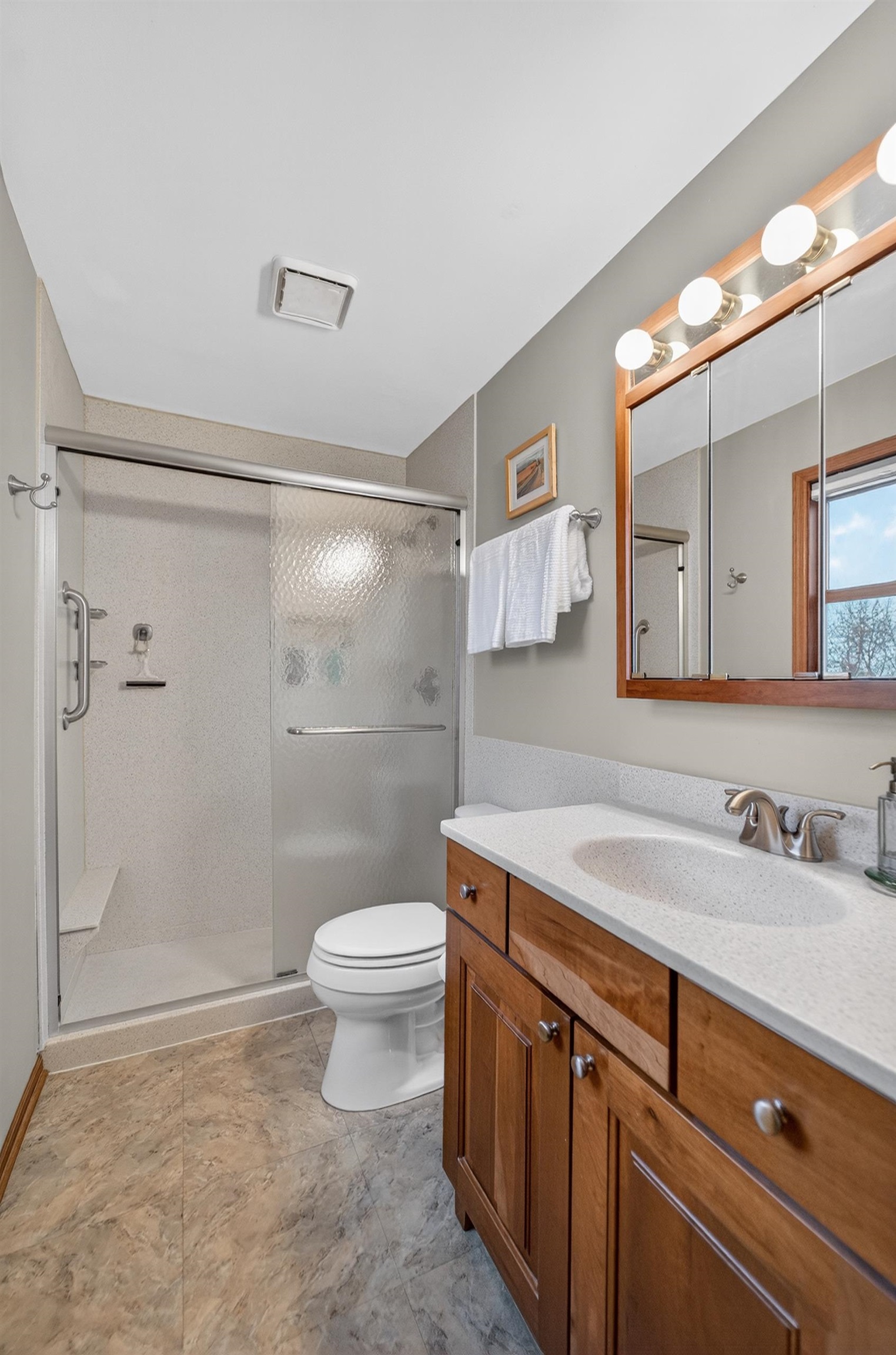 2925 Maple Run Drive