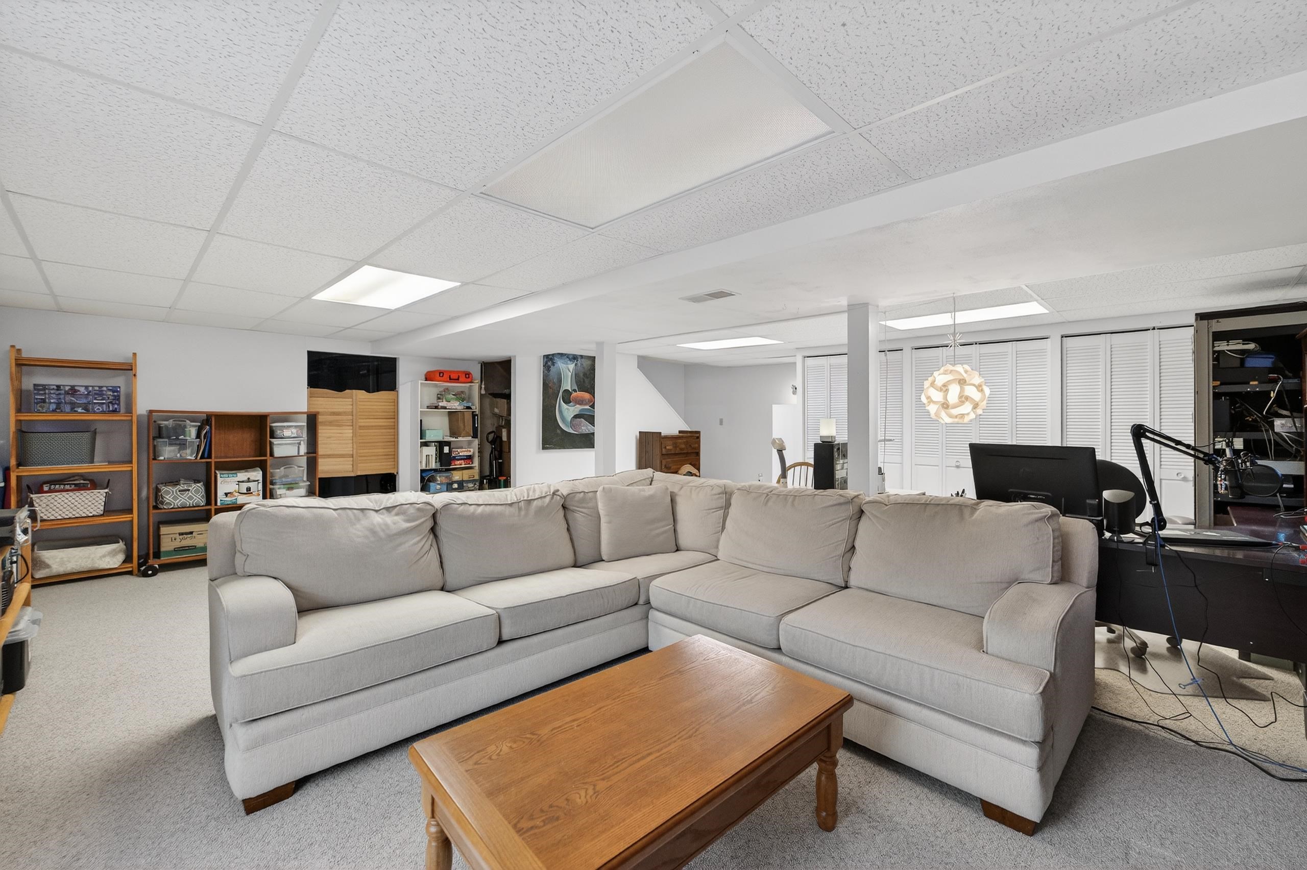 2925 Maple Run Drive