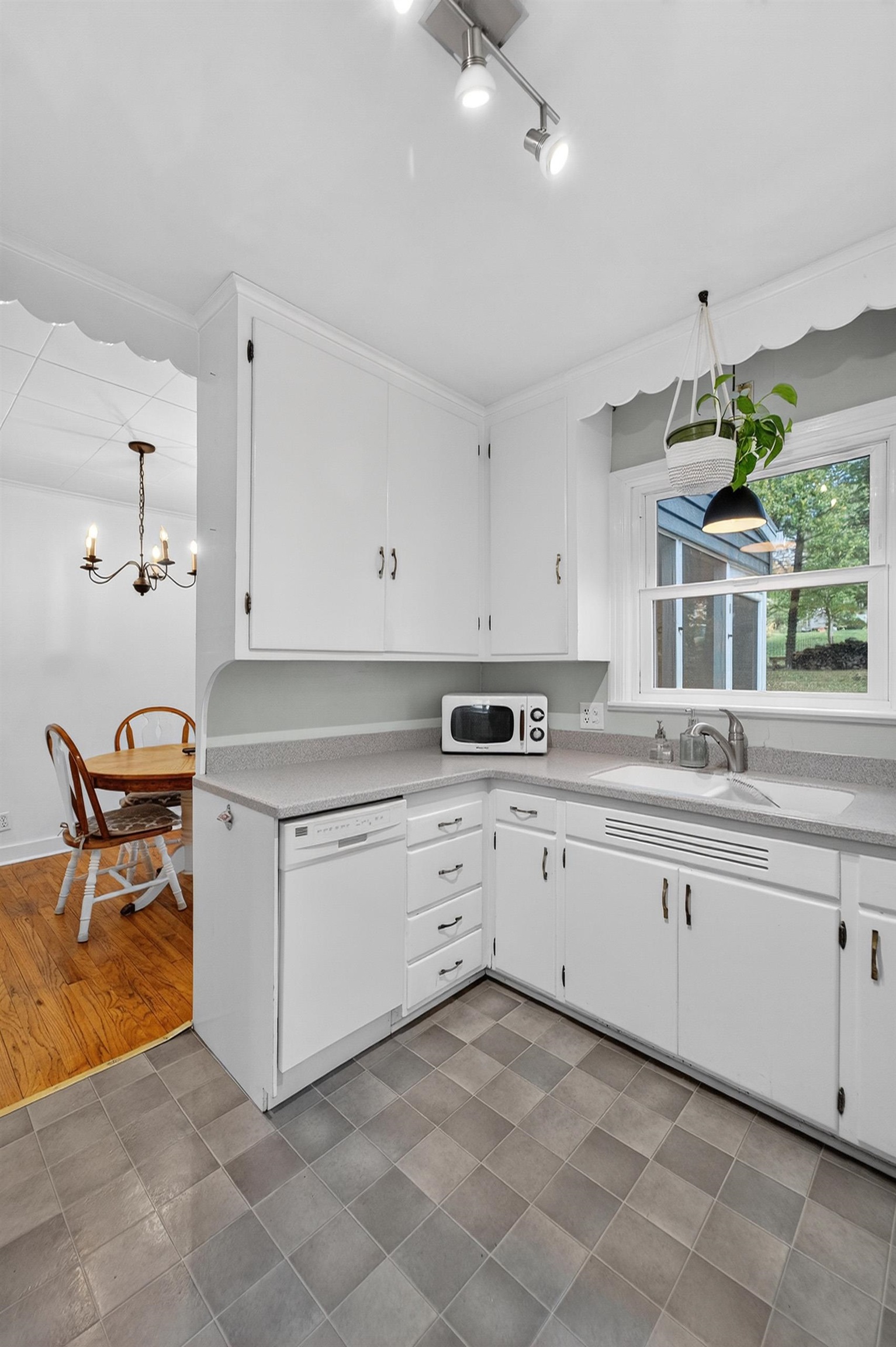 313 S Midvale Boulevard