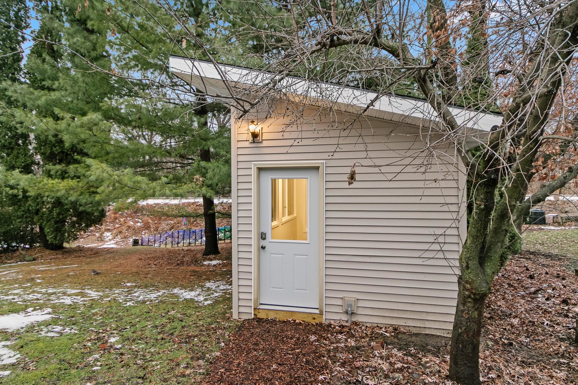 555 Glen Drive