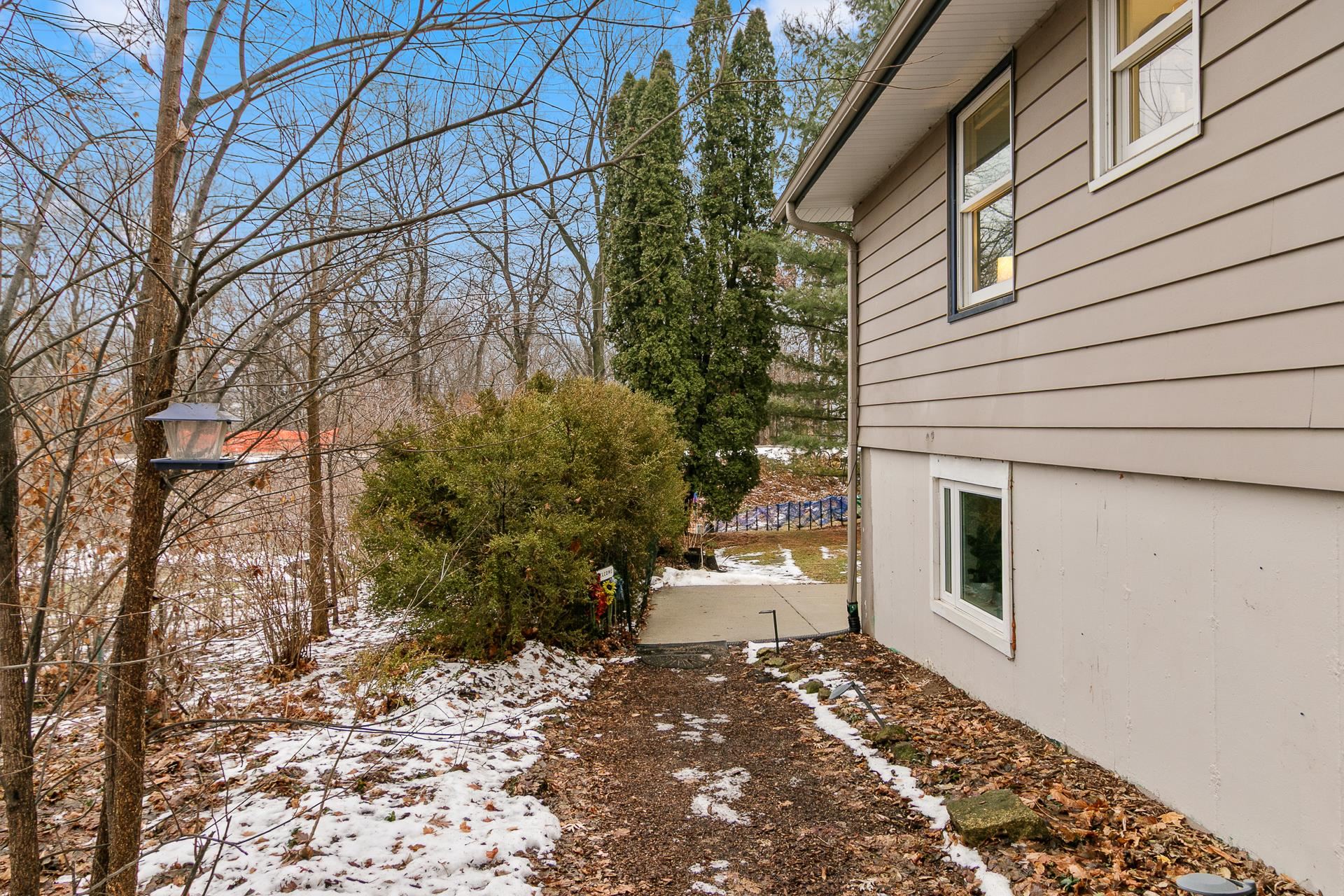 555 Glen Drive