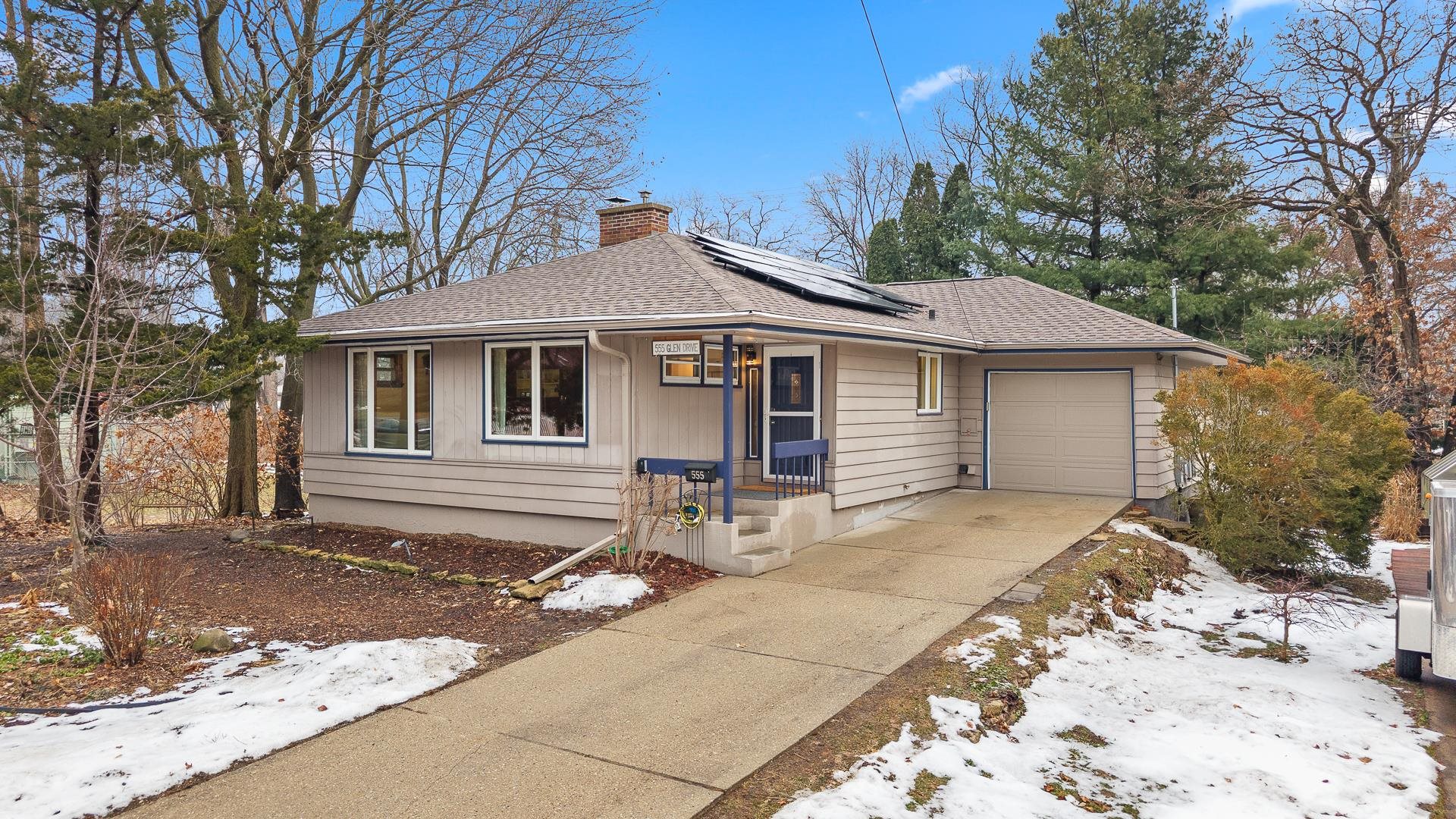 555 Glen Drive