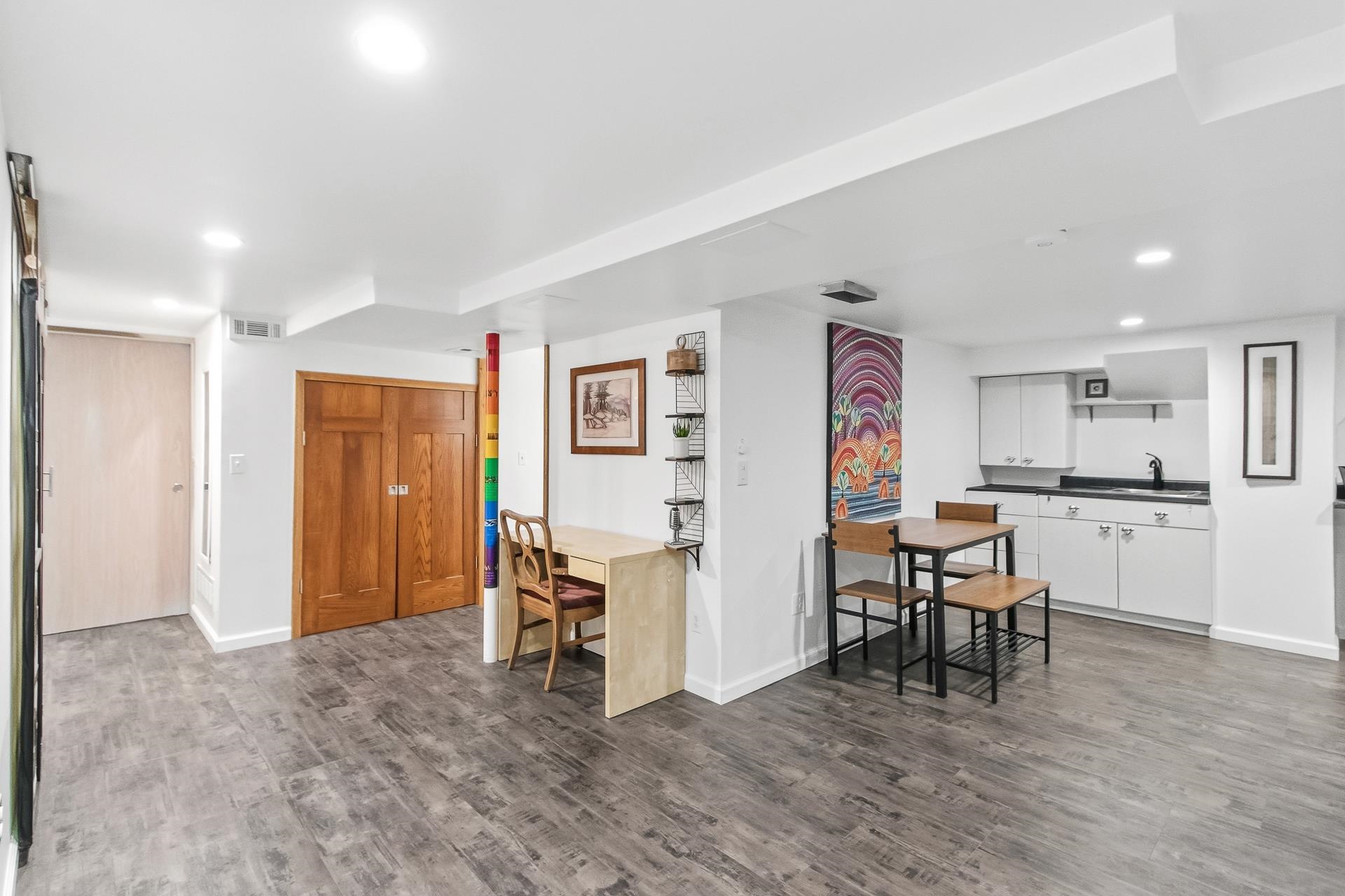 555 Glen Drive