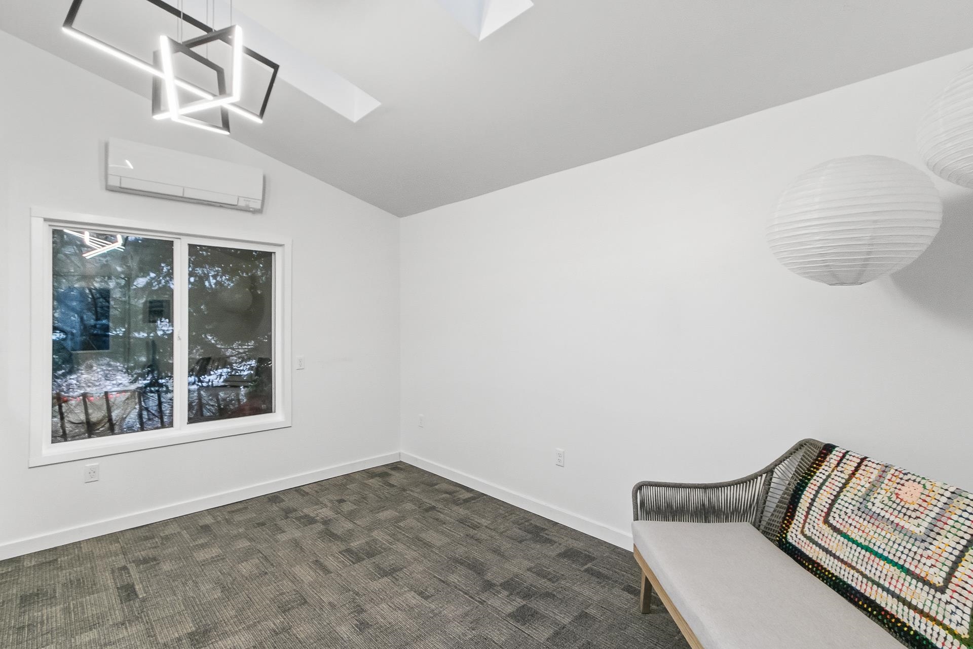 555 Glen Drive