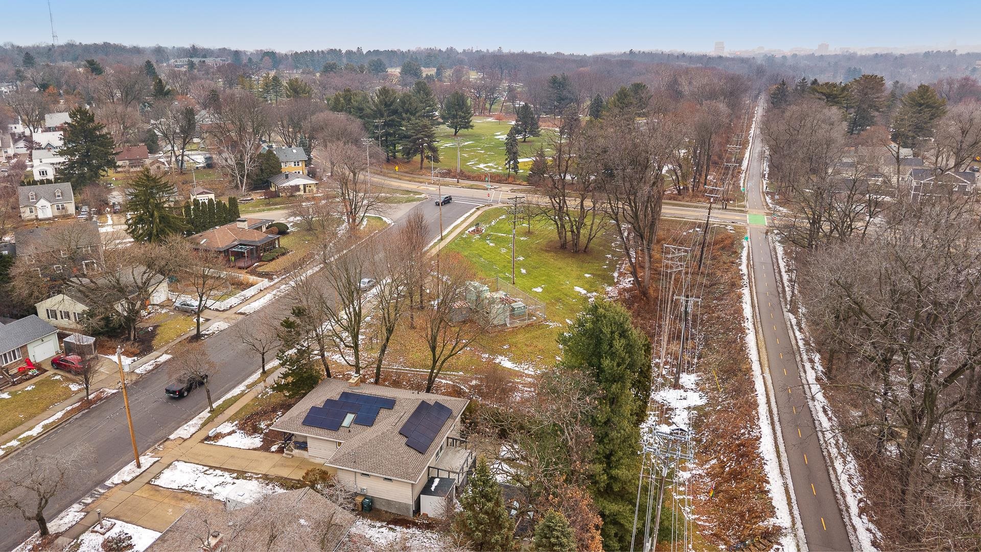 555 Glen Drive