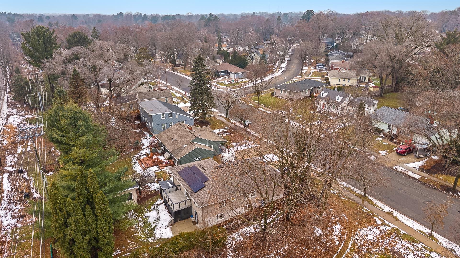 555 Glen Drive