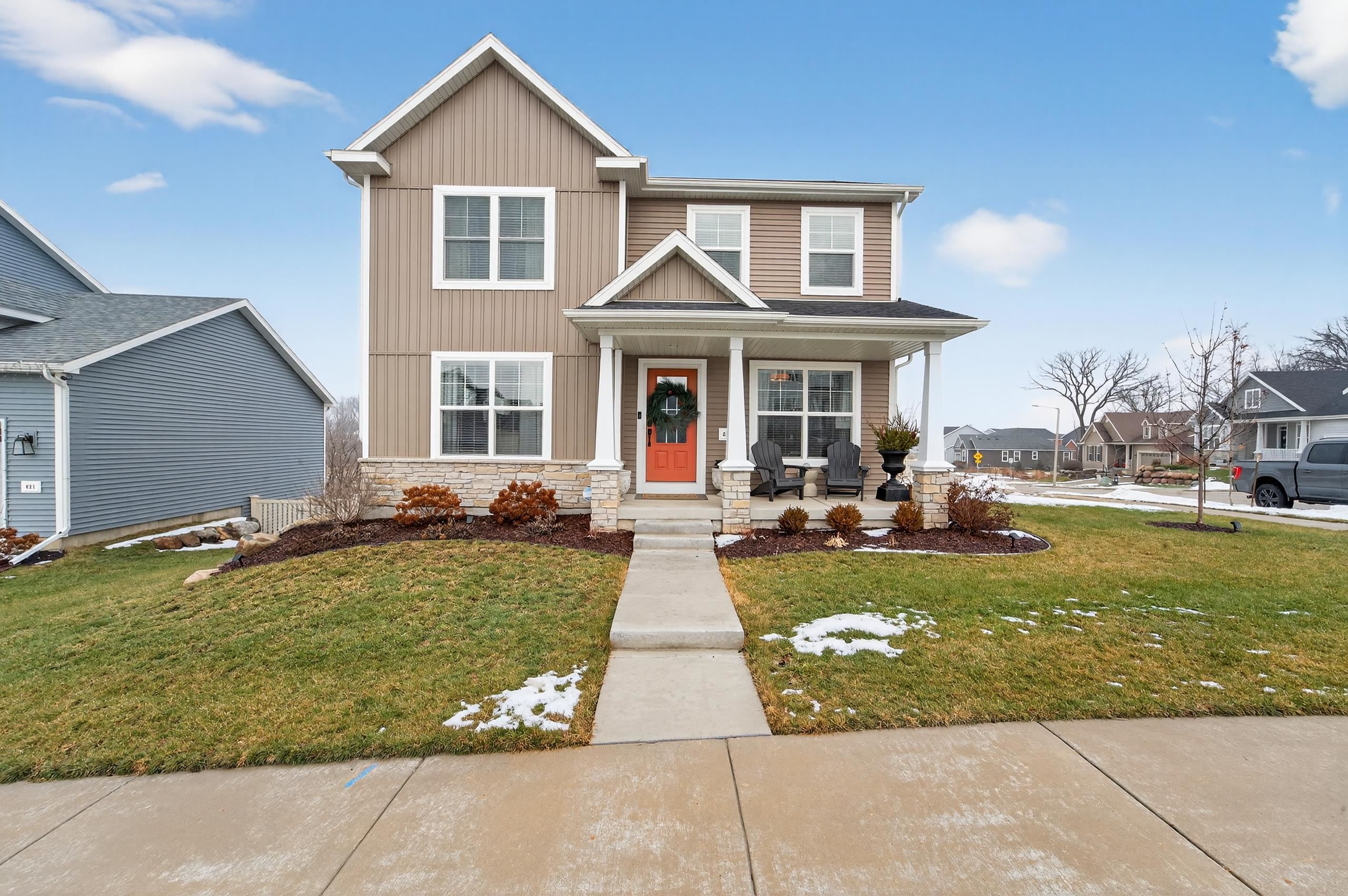 833 Sugar Maple Lane