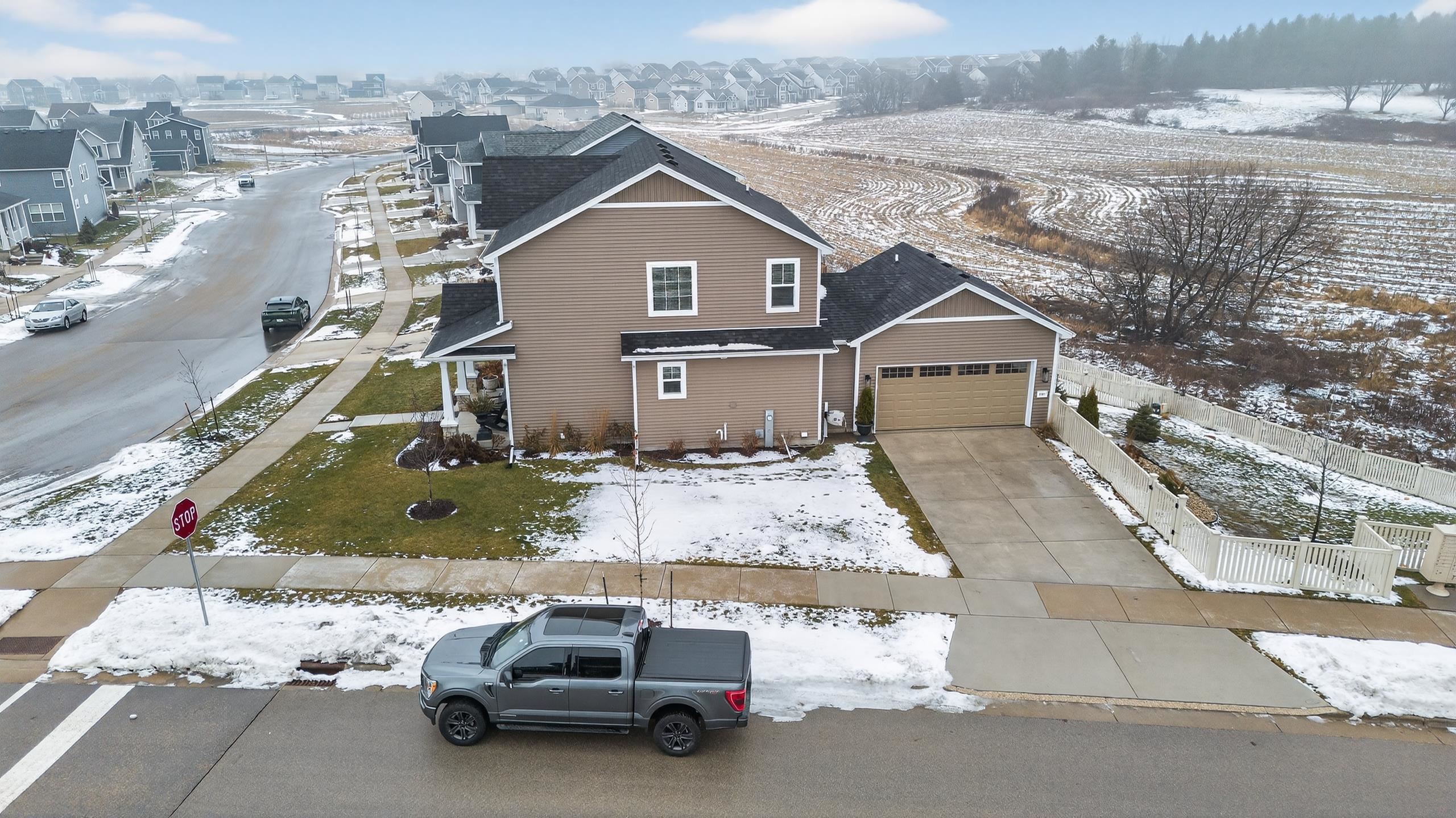 833 Sugar Maple Lane