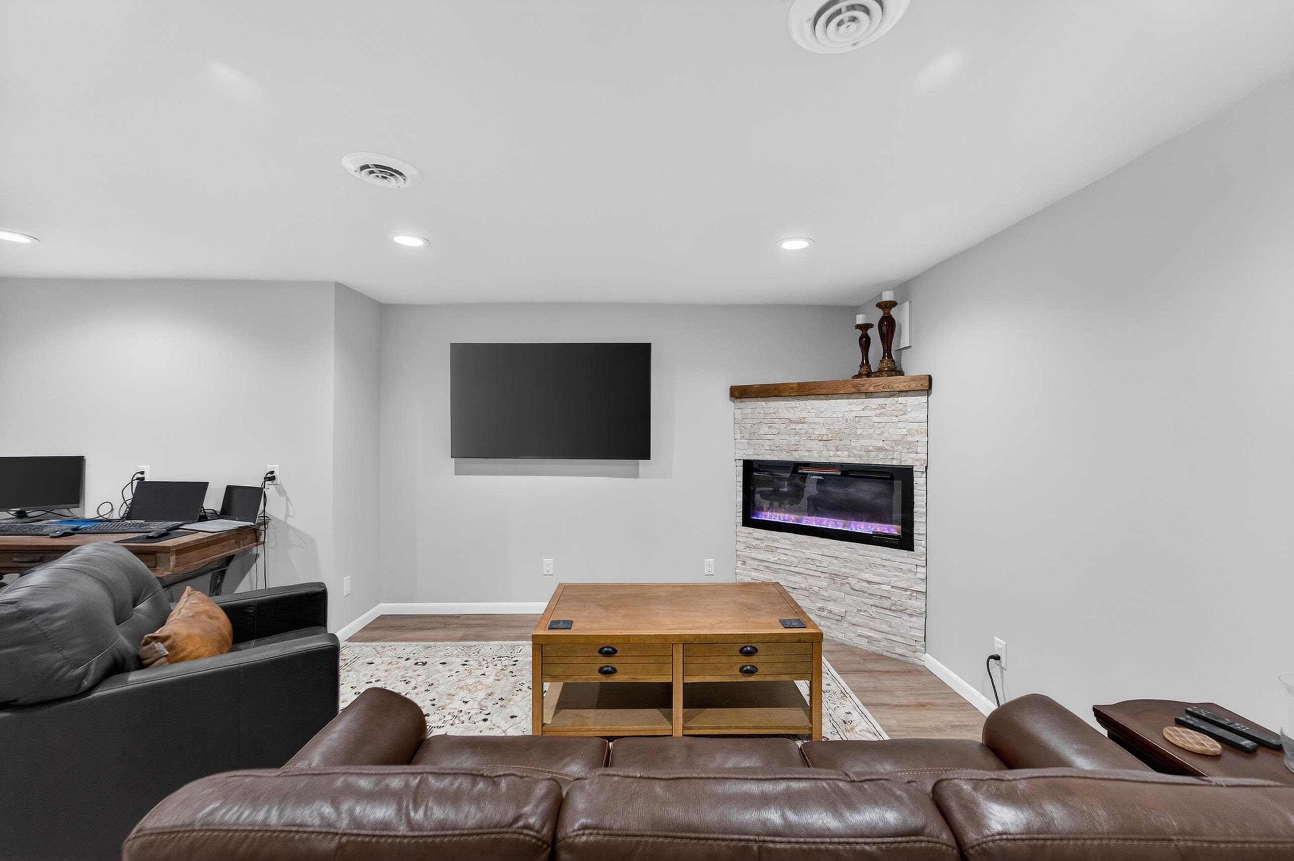 833 Sugar Maple Lane