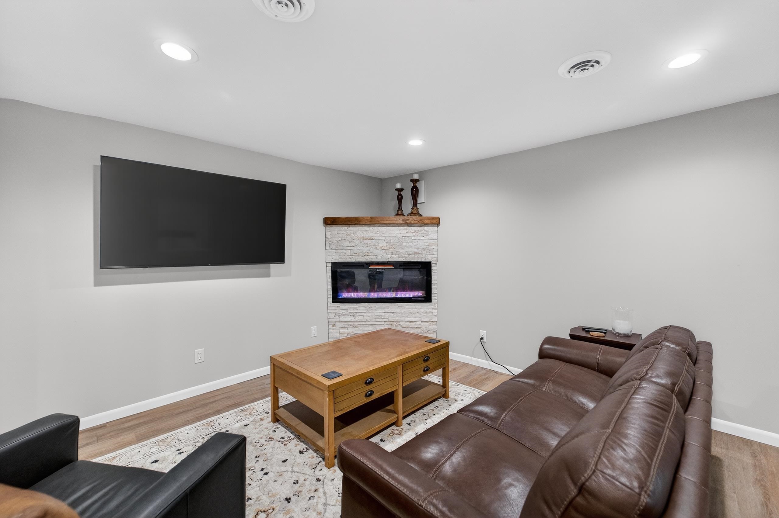 833 Sugar Maple Lane