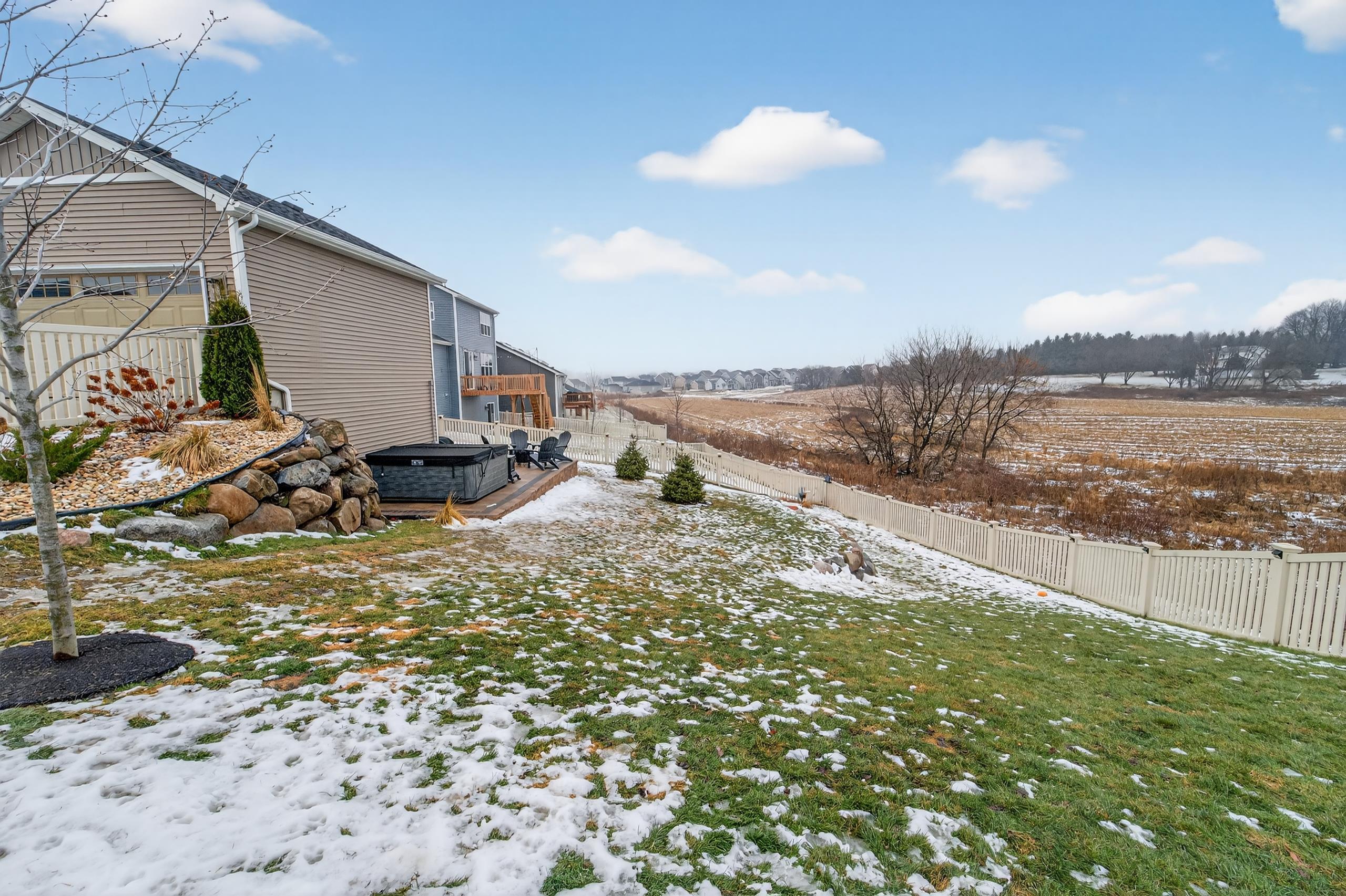 833 Sugar Maple Lane