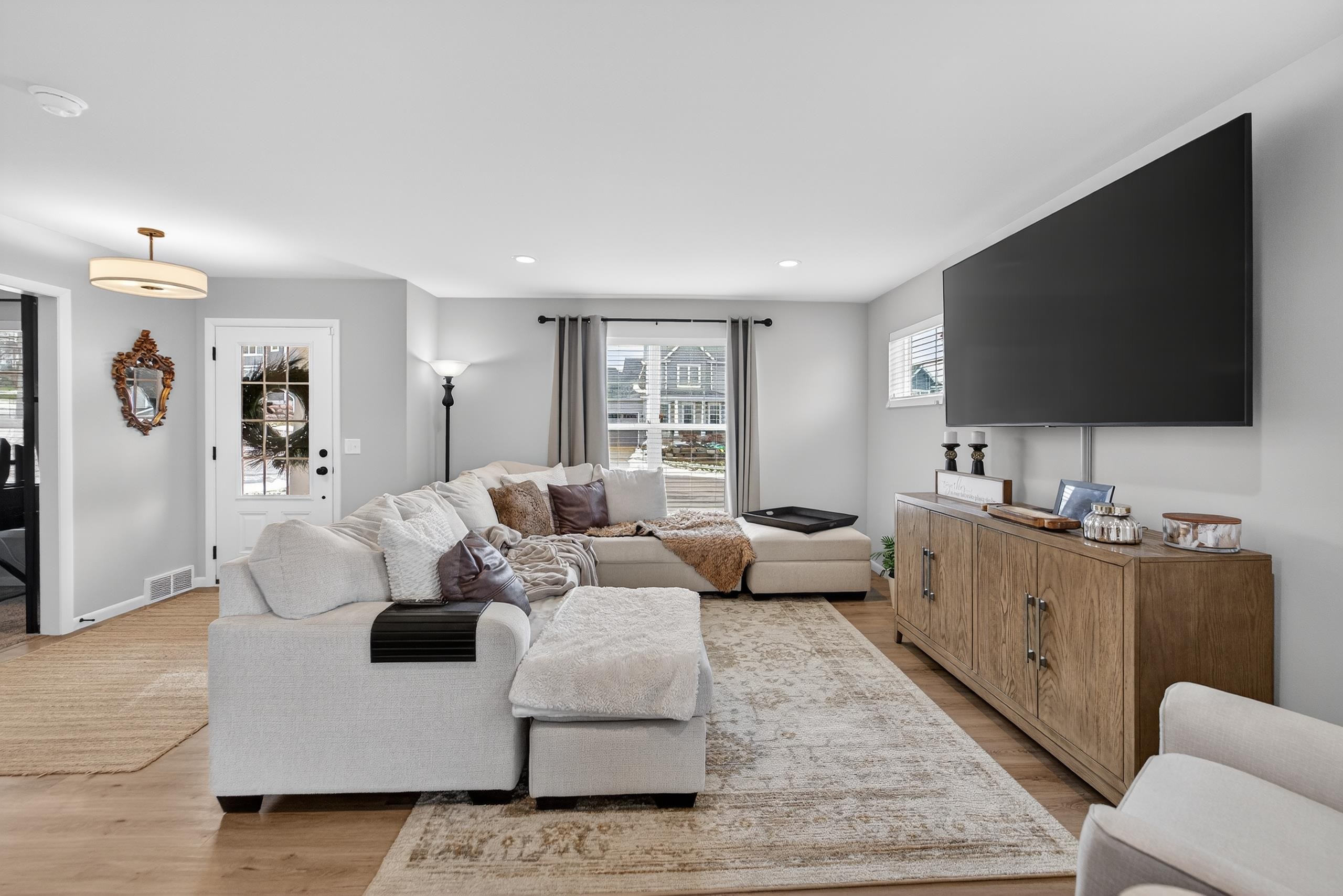 833 Sugar Maple Lane