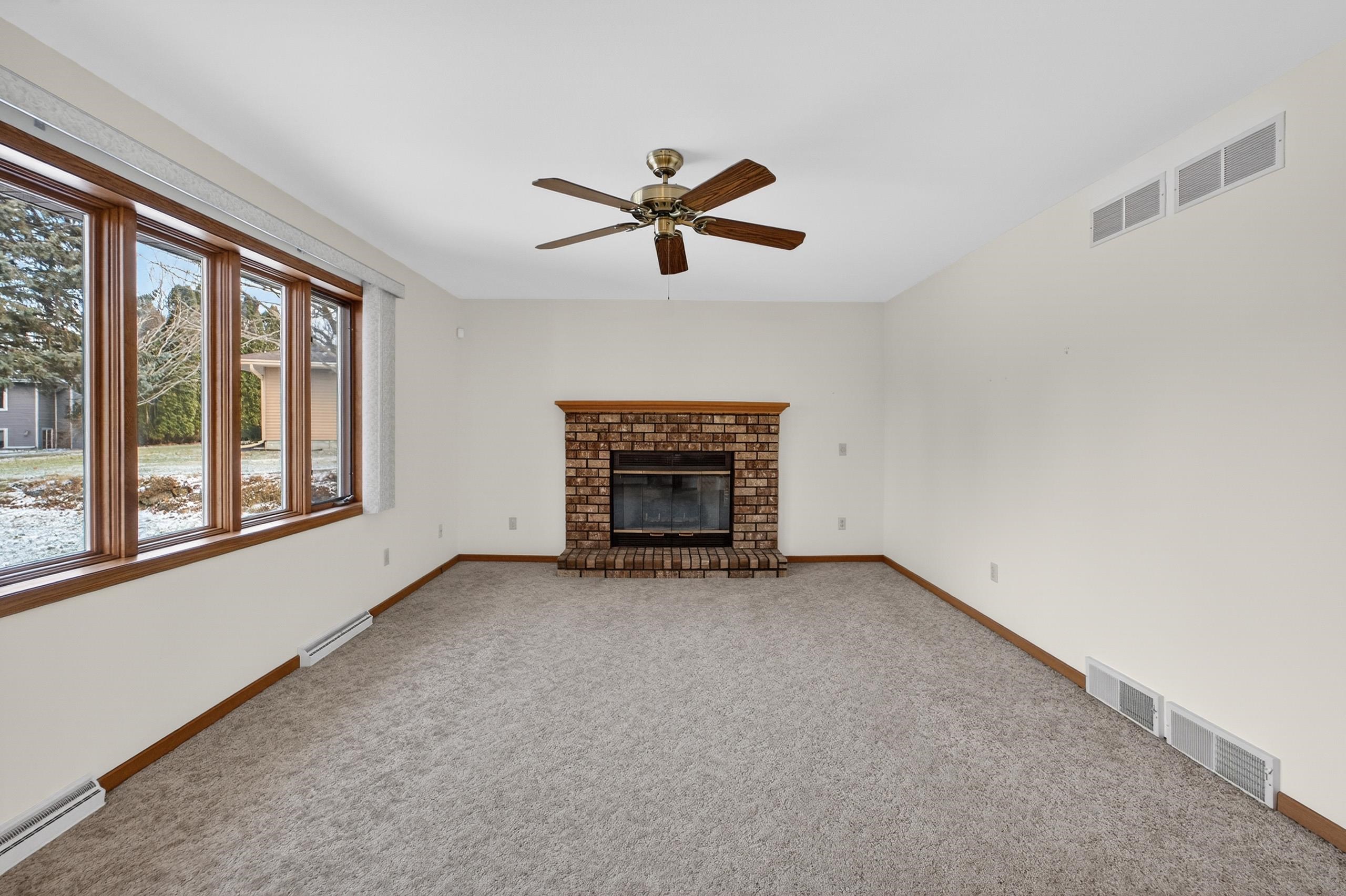 5758 Modernaire Street