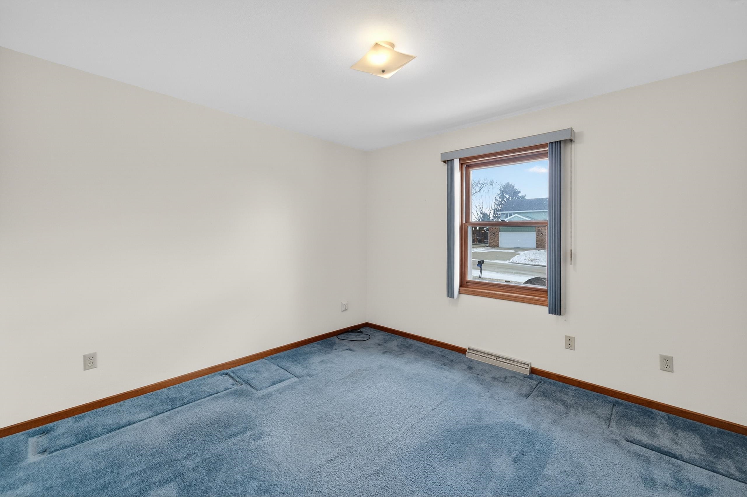 5758 Modernaire Street