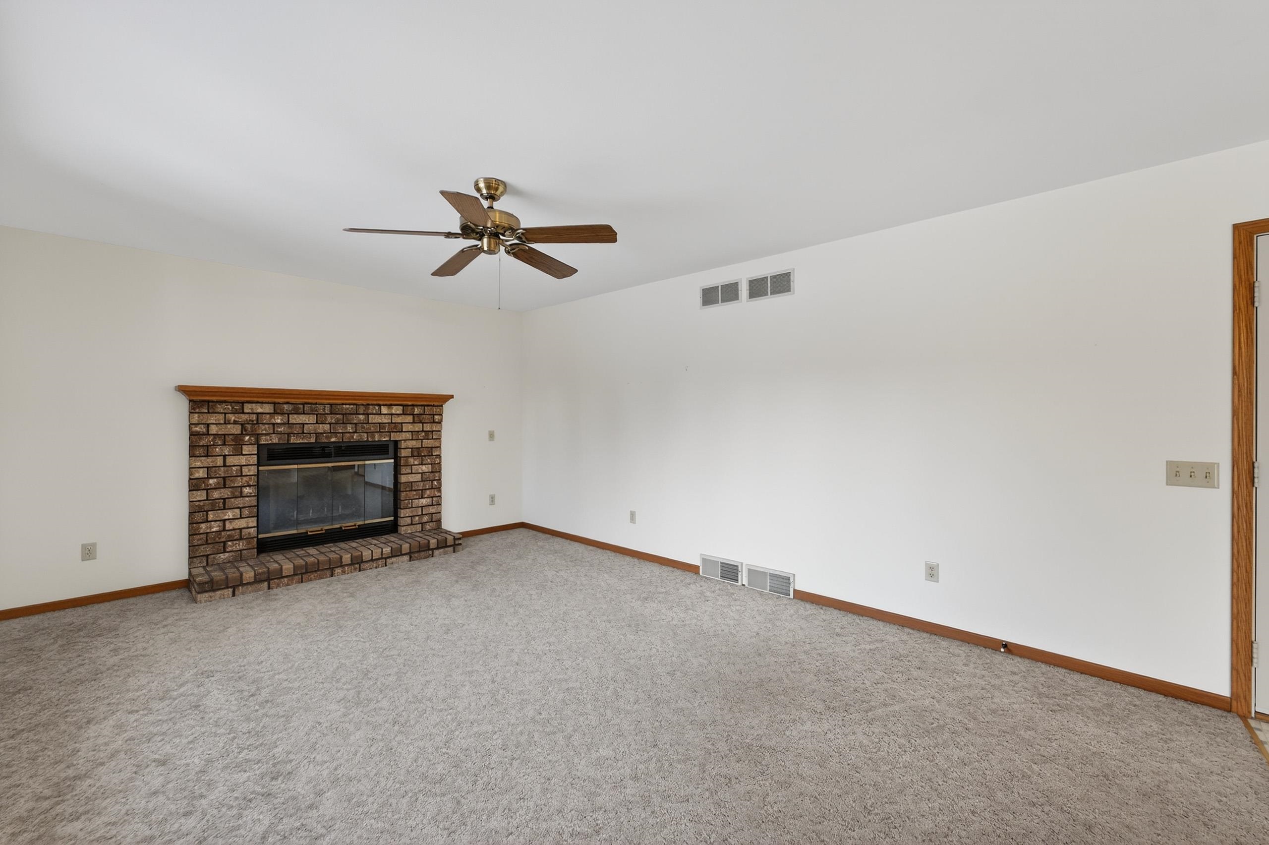 5758 Modernaire Street