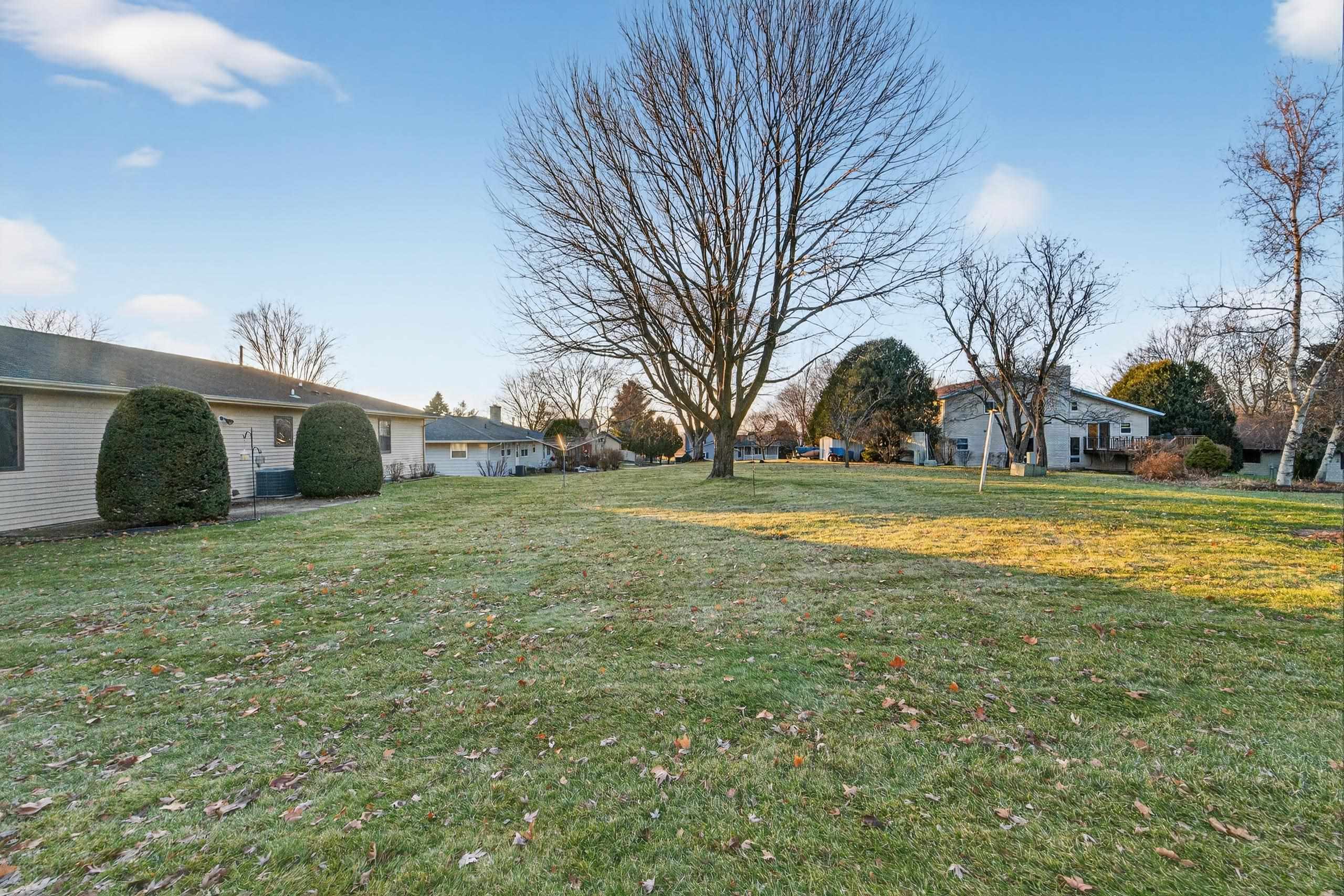 5758 Modernaire Street