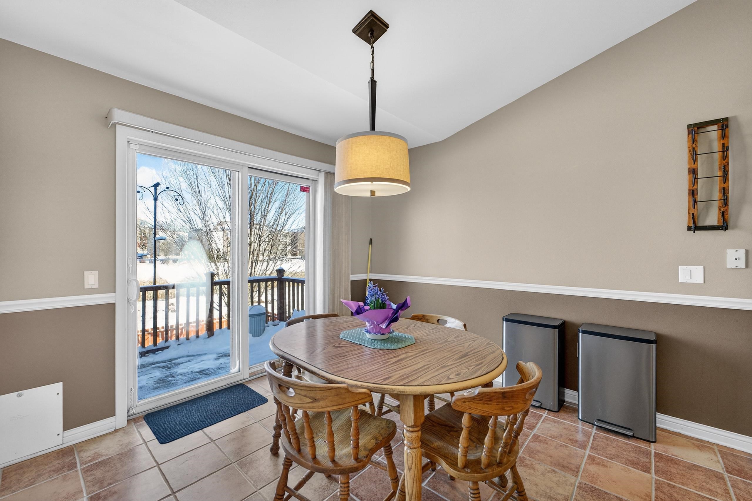 3921 Ambleside Drive