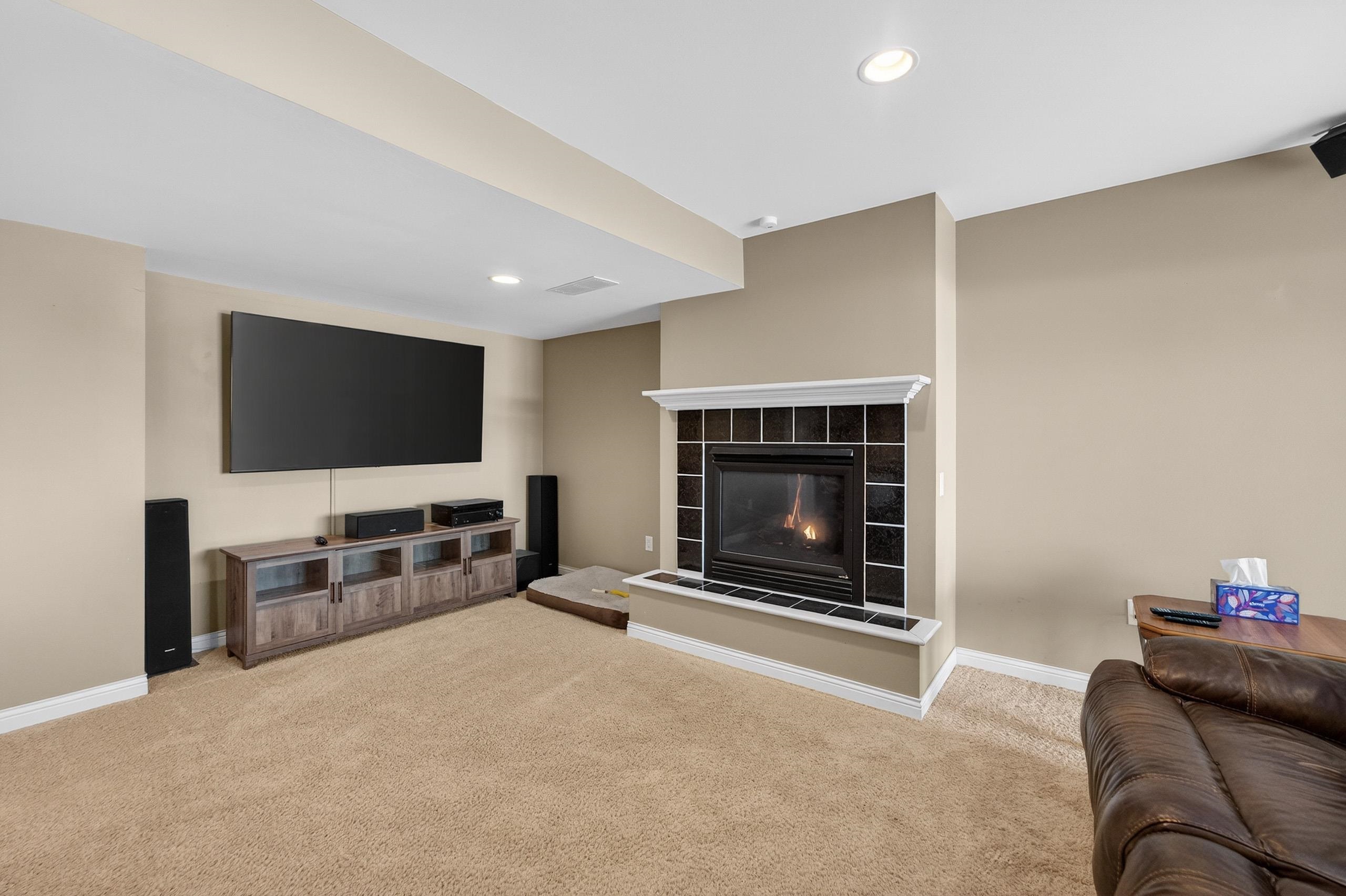 3921 Ambleside Drive